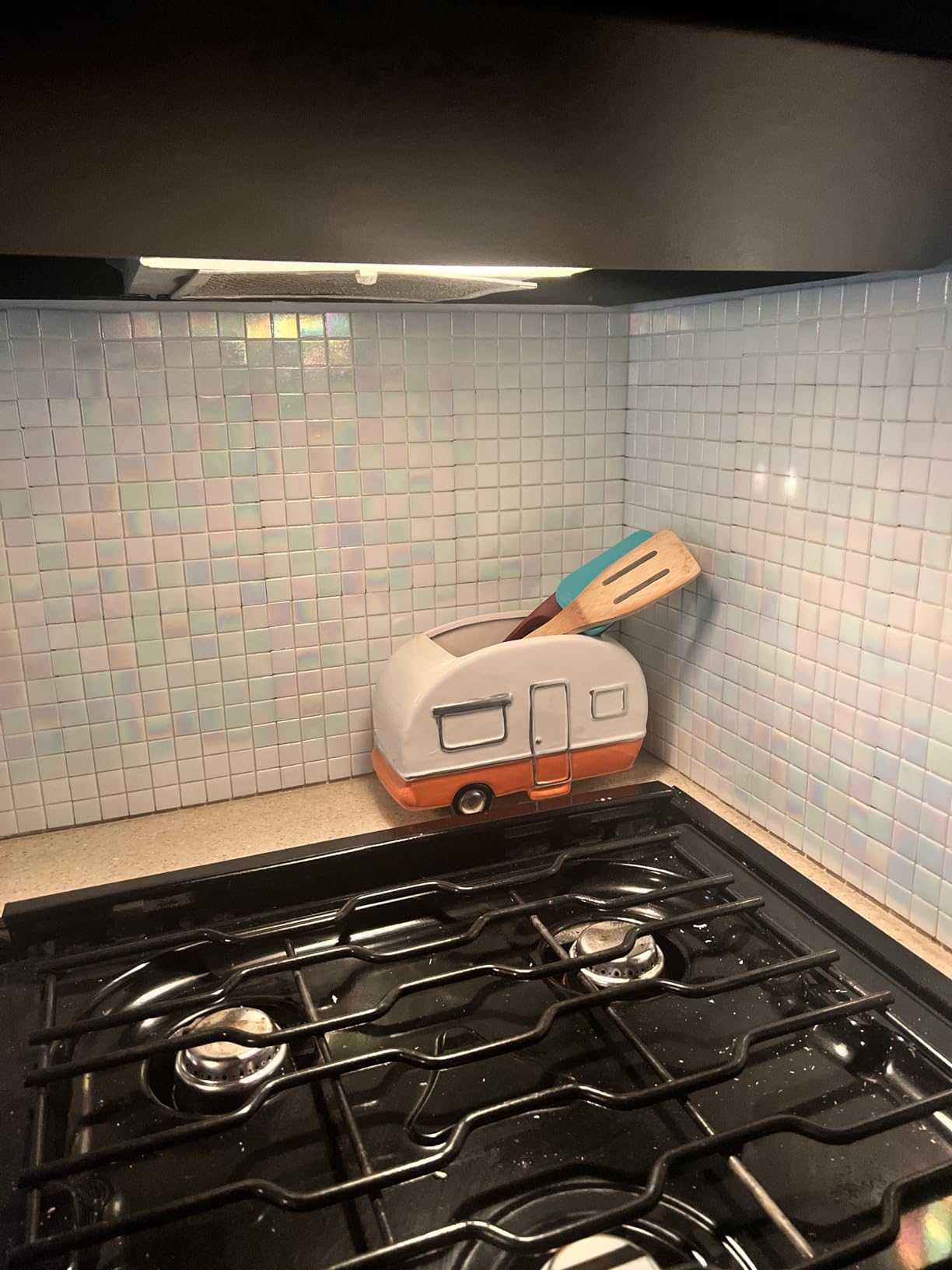 DICOFUN 40-Sheet Rainbow Peel and Stick Backsplash for Kitchen and Bathroom, 6.6