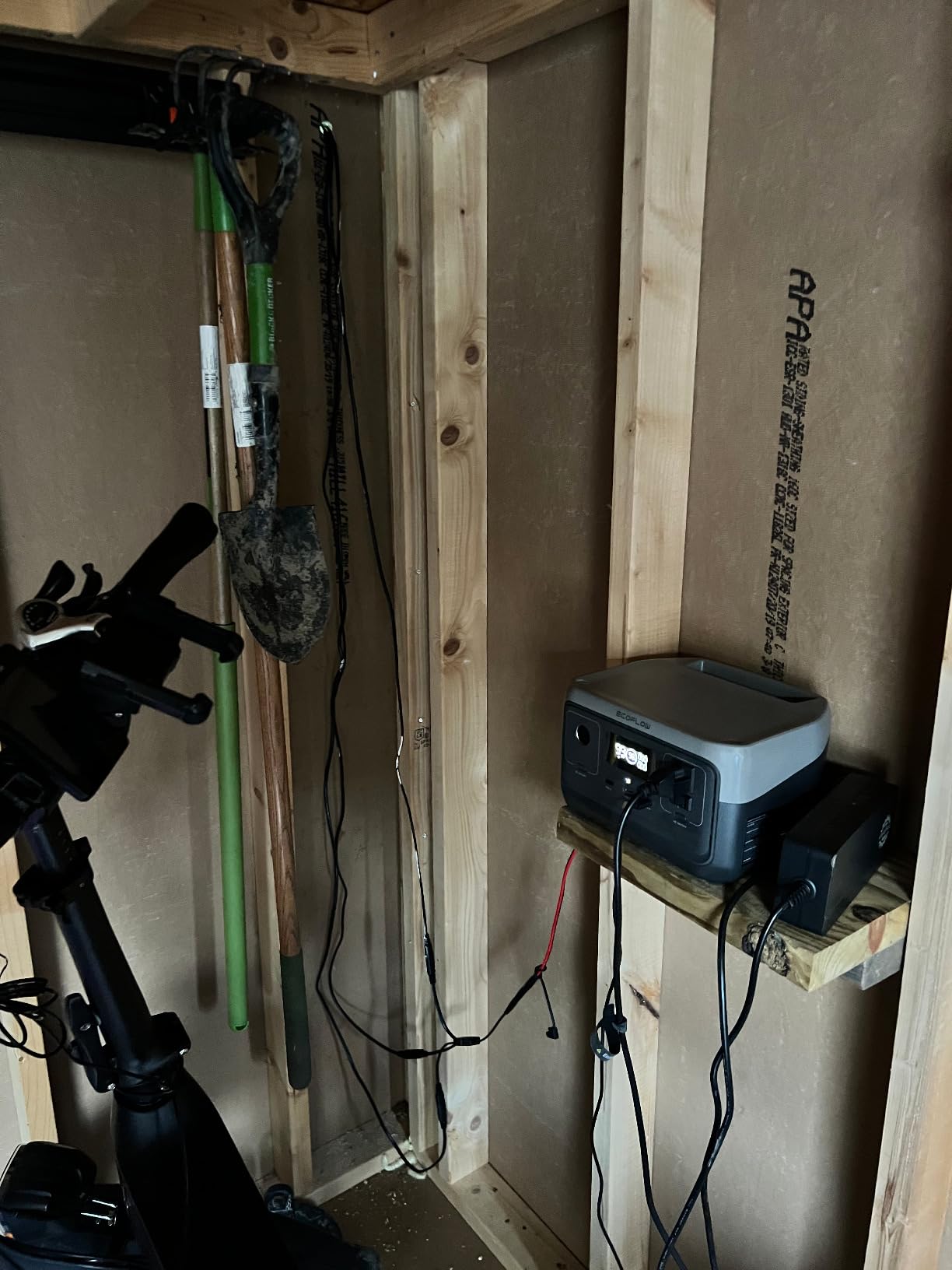 EF ECOFLOW Portable Power Station RIVER 2, 256Wh 300W customer photo 1