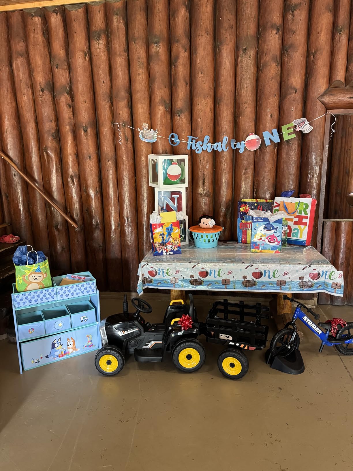 Costzon Ride on Tractor with Detachable Trailer, Kids' Electric Vehicles w/3-Gear-Shift Ground Loader, Wireless Design & USB, 7 LED Headlights, Remote Control Tractor Toy for Kids 3+ (12V, Dark Green) customer photo 1