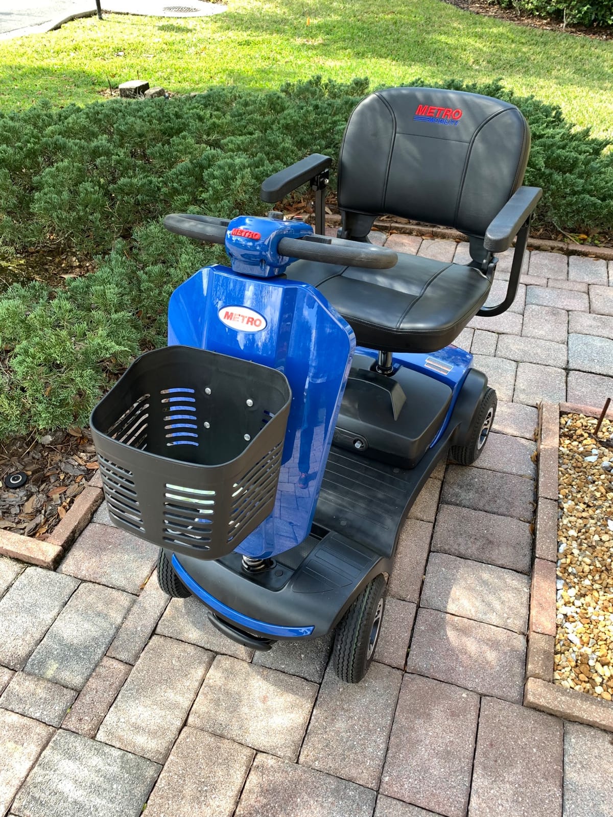 HeavyDuty MobilityScooter for Seniors/Adults 25-35Miles 500W 450lbs Purple customer photo 1