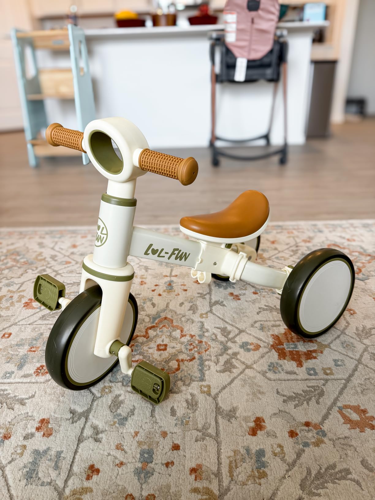Toddler Balance Bike for 1 2 Year Old, 4 in 1 Tricycle for Toddlers 1-3 customer photo 2