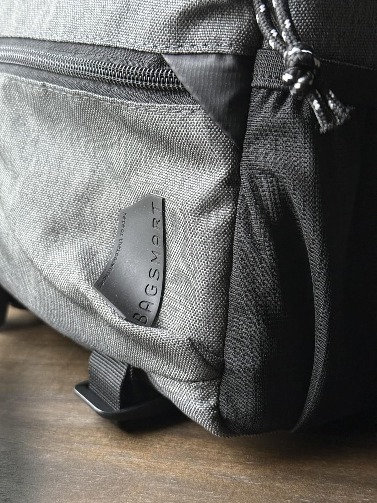 BAGSMART Camera Sling Bag with Tripod Holder & Rain Cover, Black customer photo 2