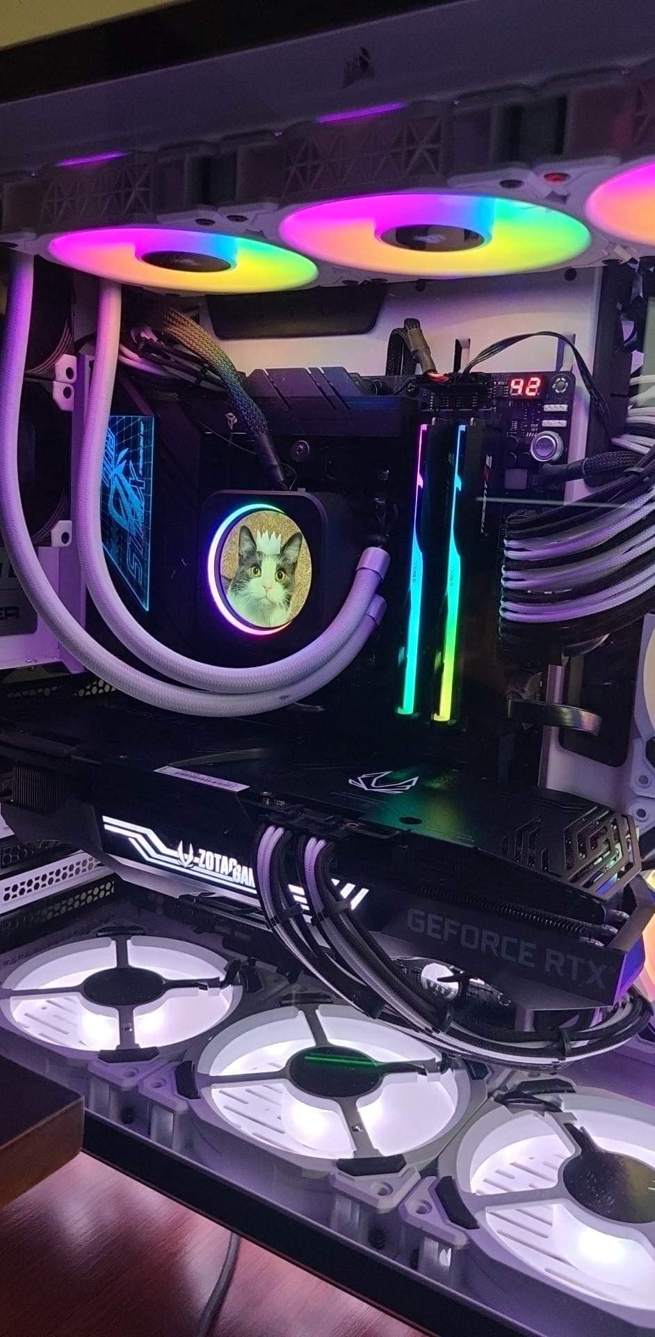 ASUS ROG STRIX X670E-E GAMING WIFI AMD X670 AM5 Ryzen™ Desktop 9000 8000 & 7000 ATX motherboard, 18+2 power stages, DDR5, 4x M.2 slots with heatsink, PCIe® 5.0, USB 3.2 Gen 2x2, WiFi 6E, AI Cooling II customer photo 1