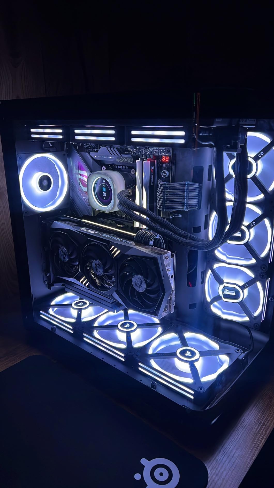 ASUS ROG Strix Z790-E Gaming WiFi 6E LGA 1700(Intel 14th,13th&12th Gen) ATX gaming motherboard(PCIe 5.0, DDR5,18+1 power stages,2.5 Gb LAN,Thunderbolt 4,5xM.2, 1xPCIe 5.0 M.2,Front panel USB 3.2 port) customer photo 1