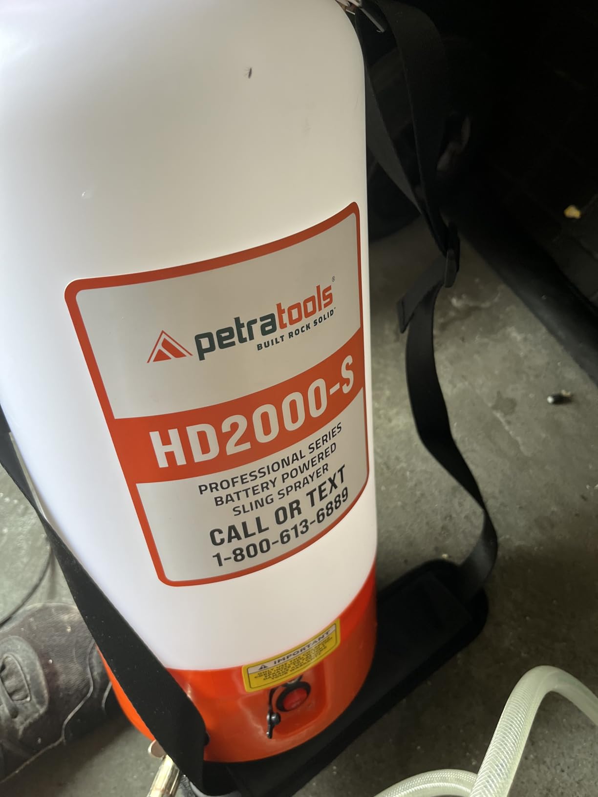 PetraTools HD2000-S 2 Gallon Battery Powered Garden Sprayer, 2 Hour Runtime | Weed Sprayer w/ 4 Ft Hose, Extendable Wand, 2 Nozzles - For Lawn Care, Weed & Pest Control, Fertilizing - Up to 20 ft Reach customer photo 1