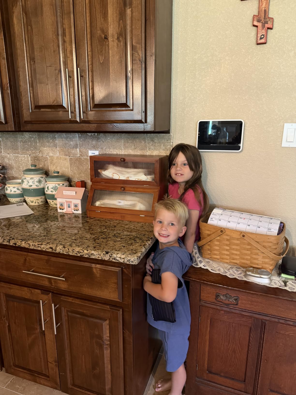 LOHASOK Bread Box for Kitchen Countertop,Black customer photo 2