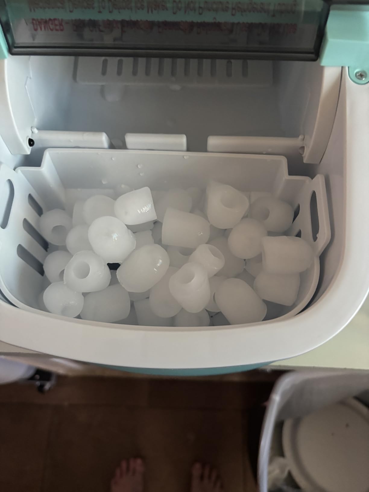 Crzoe Countertop Ice Maker, 26Lbs/24H, 2 Sizes of Ice, Self-Cleaning, Grey | 8 Bullet-Shaped Ice Cubes Ready in 6 Mins, Portable Ice Machine with Ice Scoop and Basket for Home/Kitchen customer photo 1