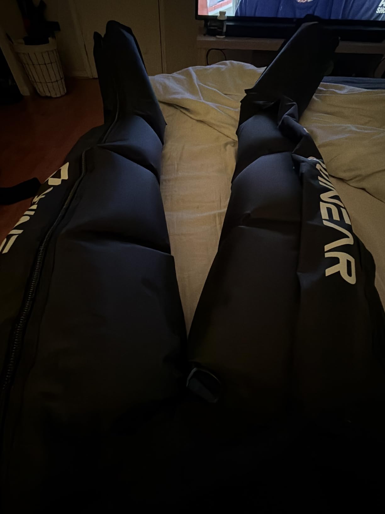 QUINEAR Air Compression Recovery System, Professional Sequential Device for Massage Therapy, Foot and Leg Recovery Boots to Improve Circulation for Athletes, FSA-HSA Eligible (Small) customer photo 1
