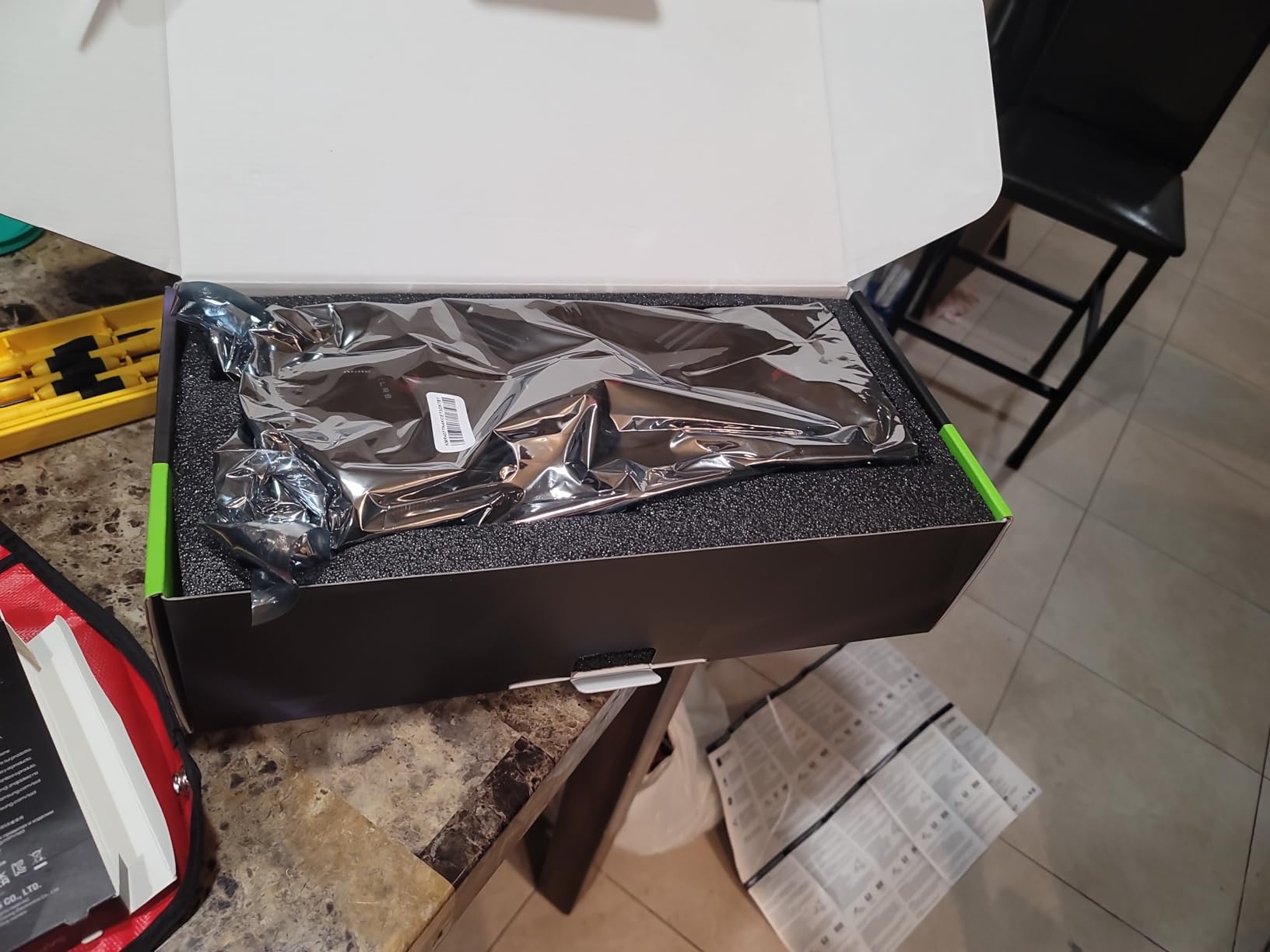 PNY GeForce RTX 4070 Ti 12GB XLR8 Gaming Verto Epic-X RGB Overclocked Triple Fan Graphics Card DLSS 3 customer photo 1
