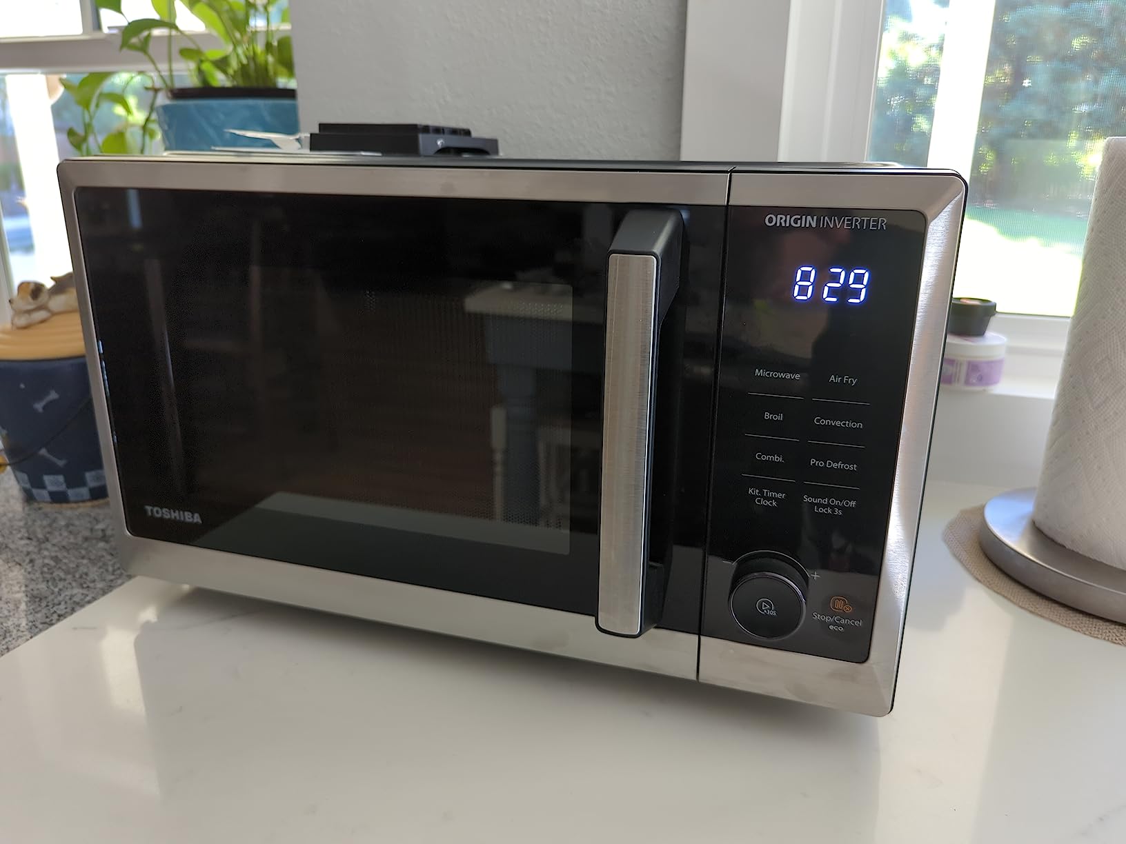 TOSHIBA 6-in-1 Inverter Countertop Microwave Oven Healthy Air Fryer Combo, MASTER Series, Air Fryer, Broil, Convection, Speedy Combi, Even Defrost, Sound On/Off 27 Auto Menu Stainless Steel customer photo 1