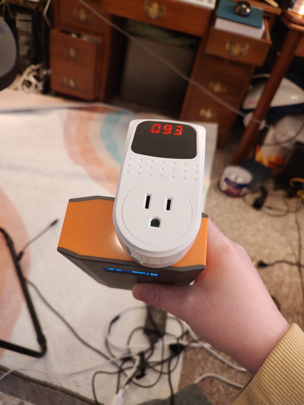 Portable Power Bank with AC Outlet, 65W 110V Portable Laptop Charger Backup customer photo 2