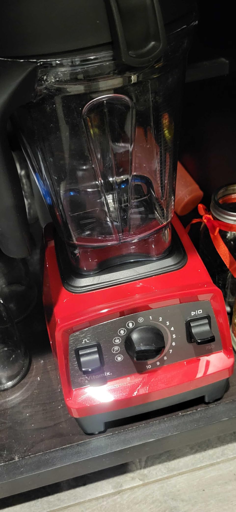 Vitamix Propel Series 750 Professional-Grade Blender, 4 Programs, Black, 64 oz. Container customer photo 2