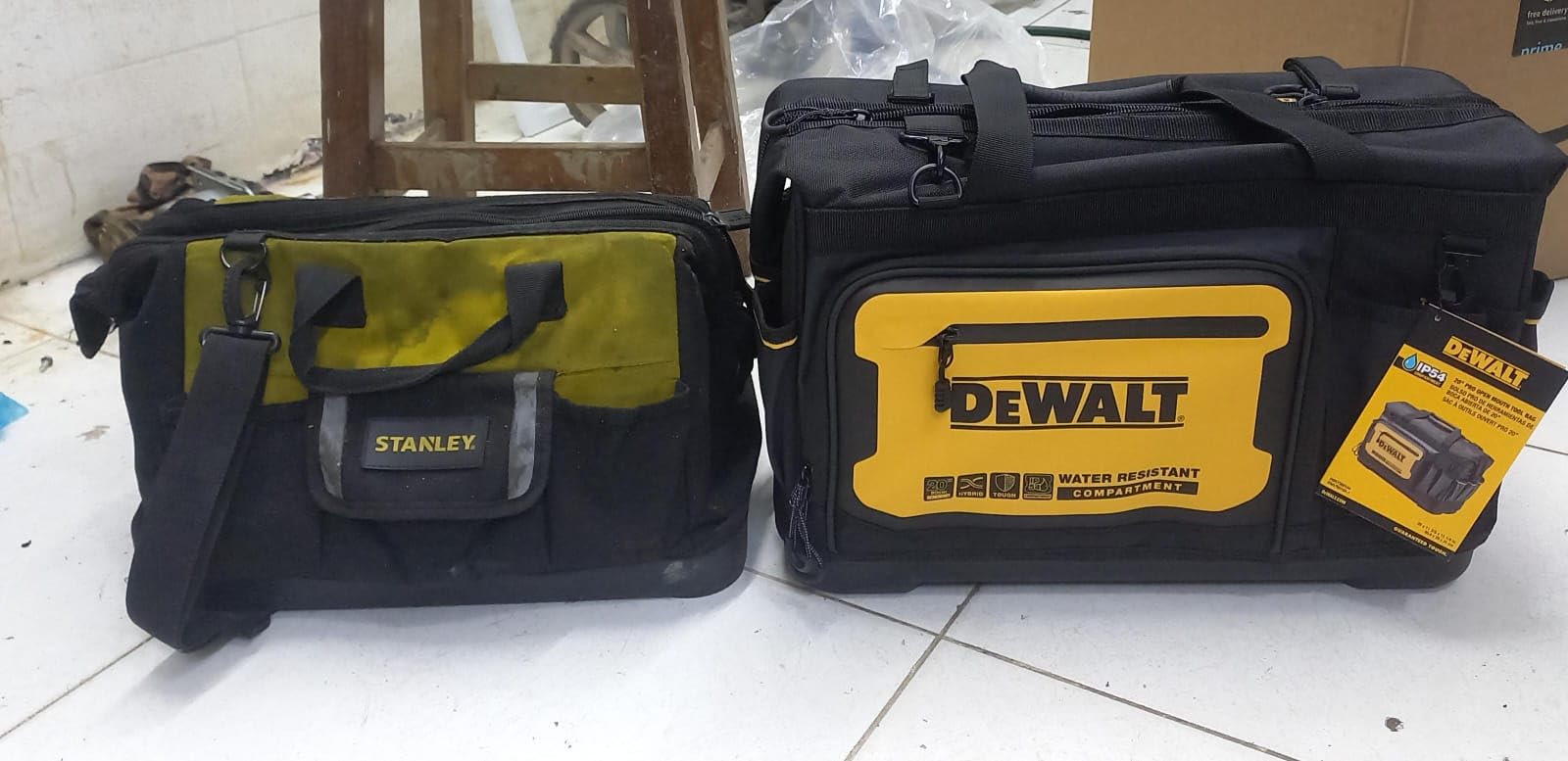 DEWALT Tool Bag, Water Resistant, Hard Bottom, 20-inch, Professional Tool Tote with Organization (DWST560104) customer photo 2