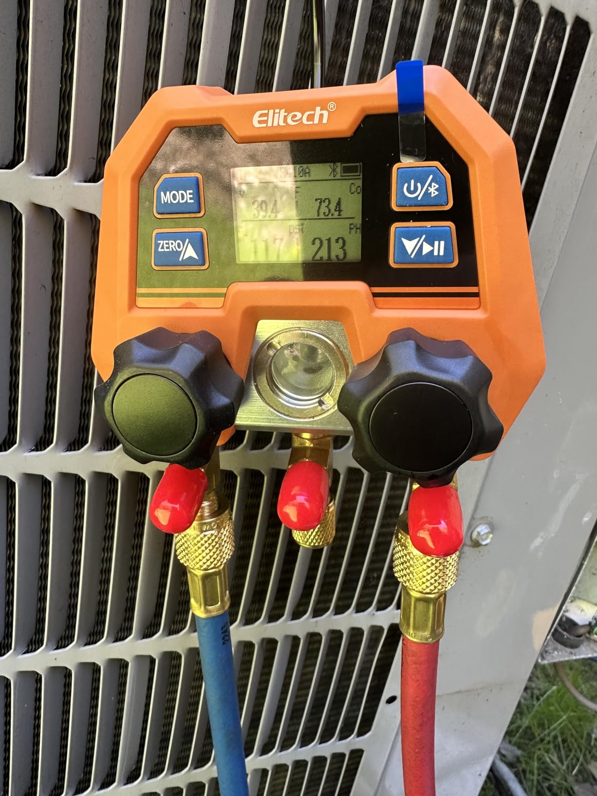 Elitech Digital Manifold Gauge DMG-4B,HVAC Refrigerant Gauge with Bluetooth customer photo 2