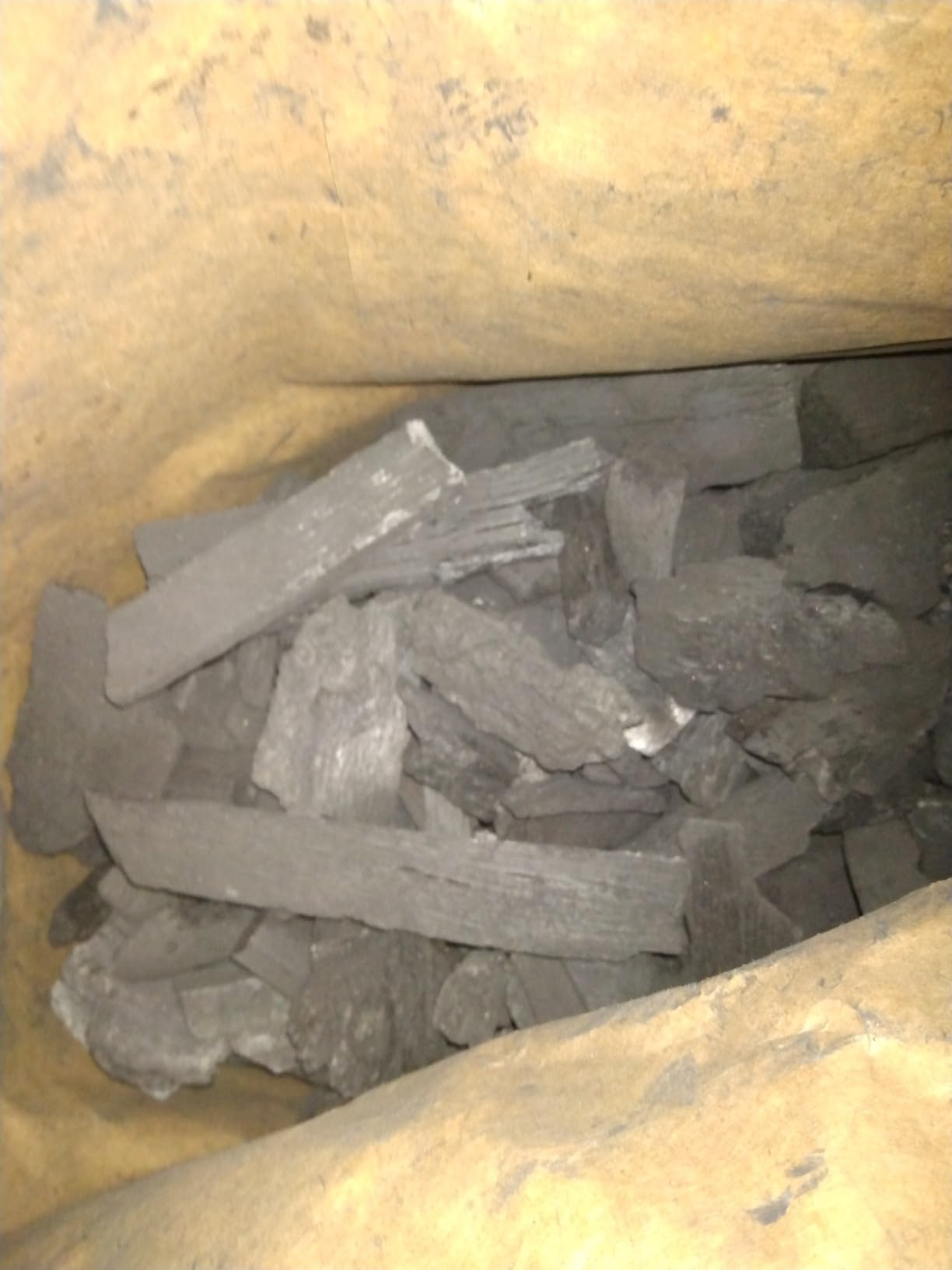 Rockwood Natural Lump Charcoal – Hardwood Lump Charcoal - 20 lbs, 2 Packs customer photo 1
