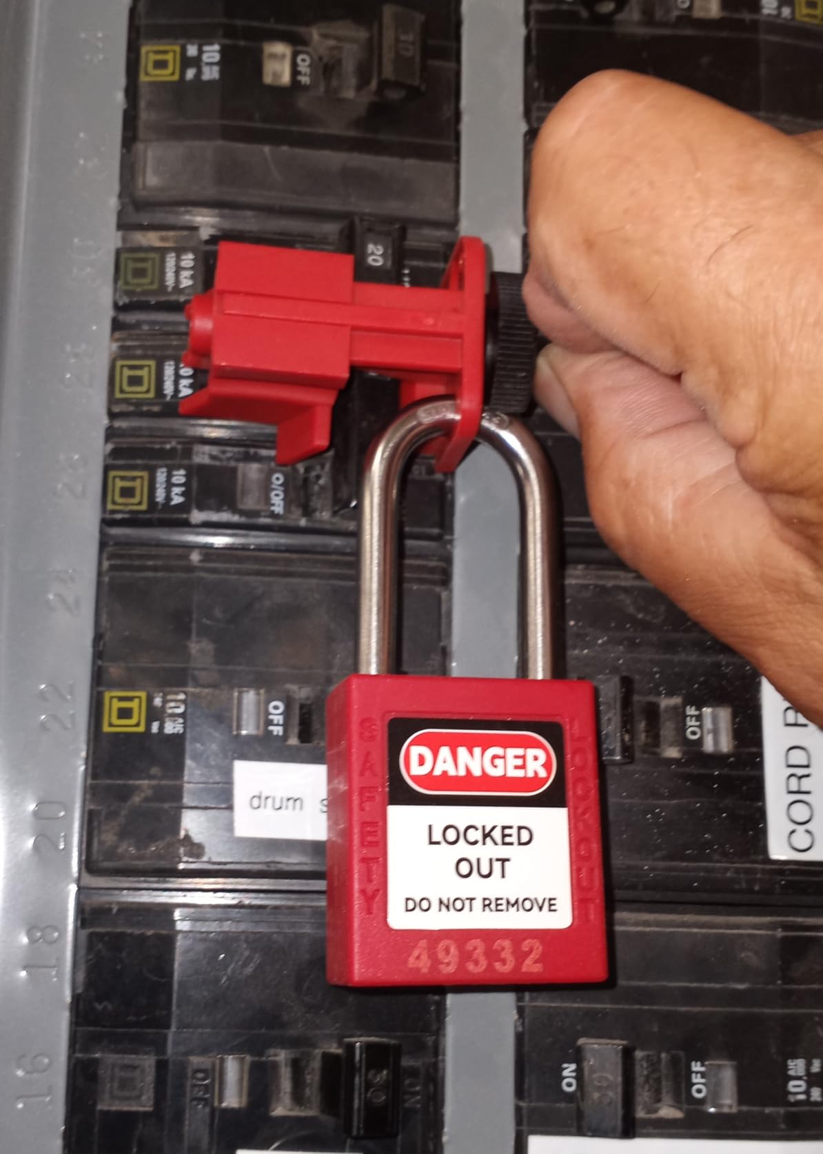 42-Piece Lockout Tagout Kit with 3 Safety Padlocks, Hasps and Bag customer photo 1