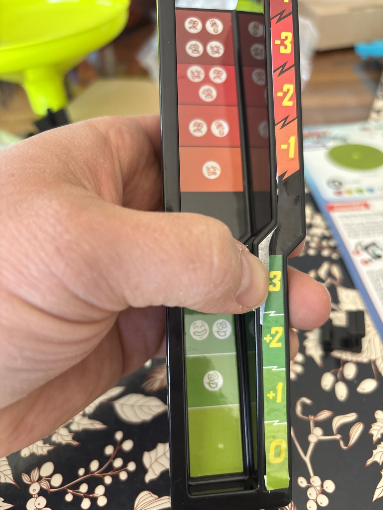 Beat The 8 Ball Action Dexterity Party Game - Kids, Family or Adult Speed Active Party Game by Blue Orange Games for 2 to 4 Players. Recommended for Ages 6 & Up. customer photo 2