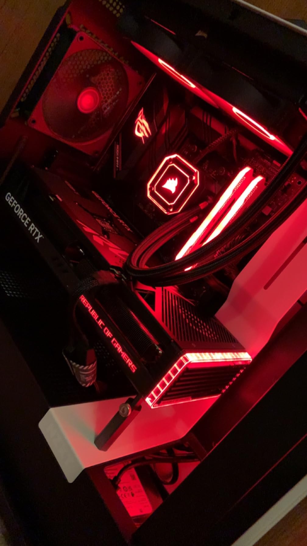 ASUS ROG Strix GeForce RTX 4070 Gaming Graphics Card (PCIe 4.0, 12GB GDDR6X, DLSS 3, HDMI 2.1, DisplayPort 1.4a), 3 Year Warranty customer photo 1