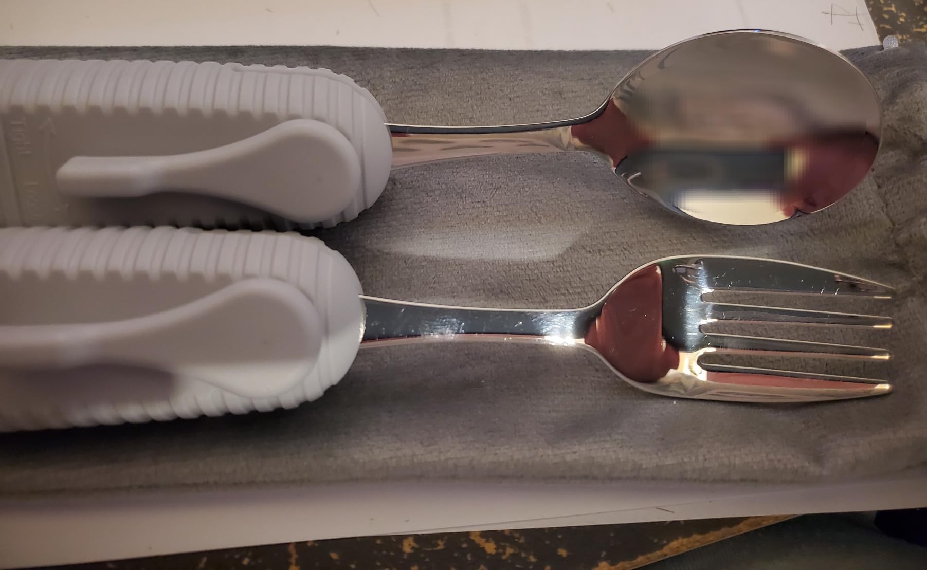 Pekokavo Adaptive Utensils Set, Angle Adjustable Arthritis Aid Silverware for Parkinsons, Hand Tremors, with Non-Slip Easy Grip Handle (2 Count (Spoon + Fork)) customer photo 1