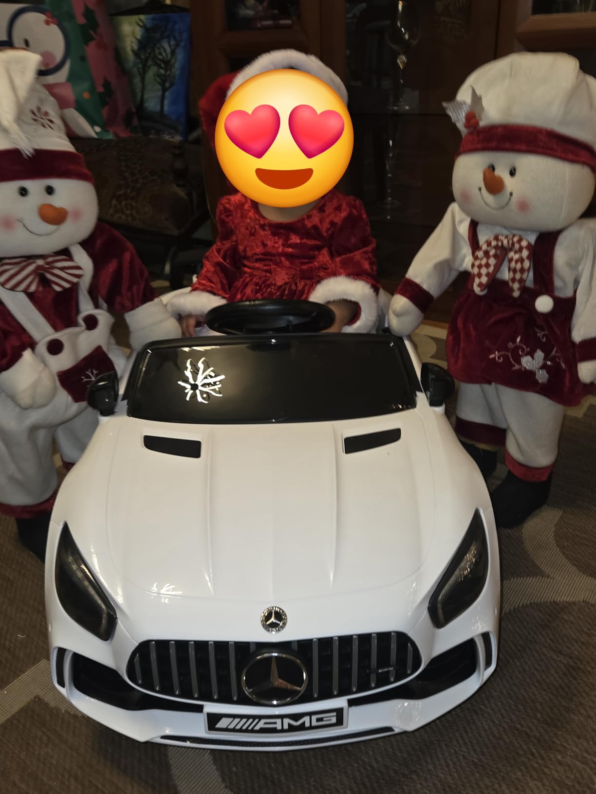 Winado 12V Licensed Mercedes Benz AMG GTR Kids Ride on Electric Car, Black customer photo 1