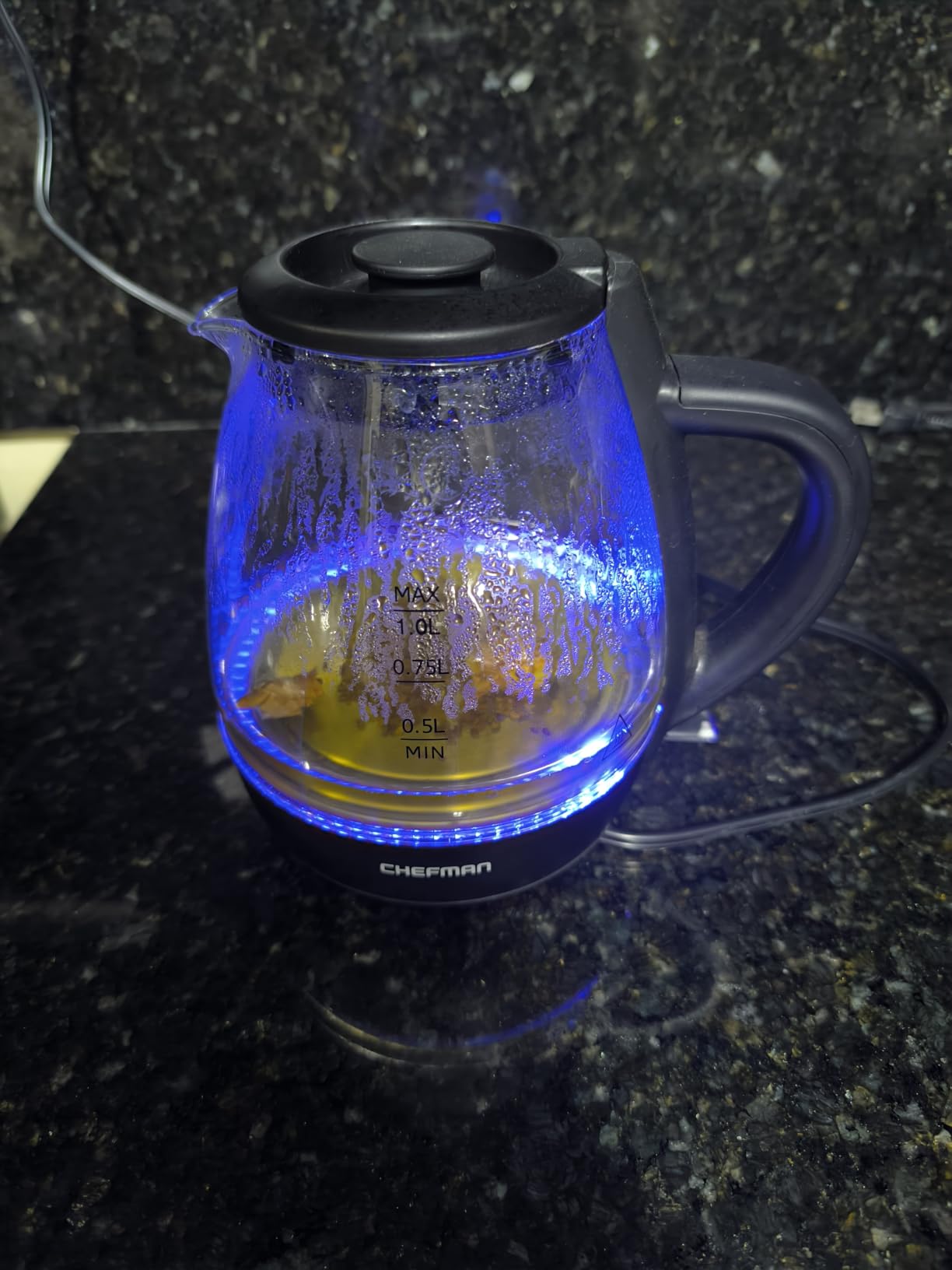 Chefman Electric Kettle with Tea Infuser, Compact 1L (4 Cups), 1500W, Removable Lid for Easy Cleaning, Boil-Dry Protection, Stainless Steel Filter, BPA Free, Auto Shut Off, Small Electric Tea Kettle customer photo 1