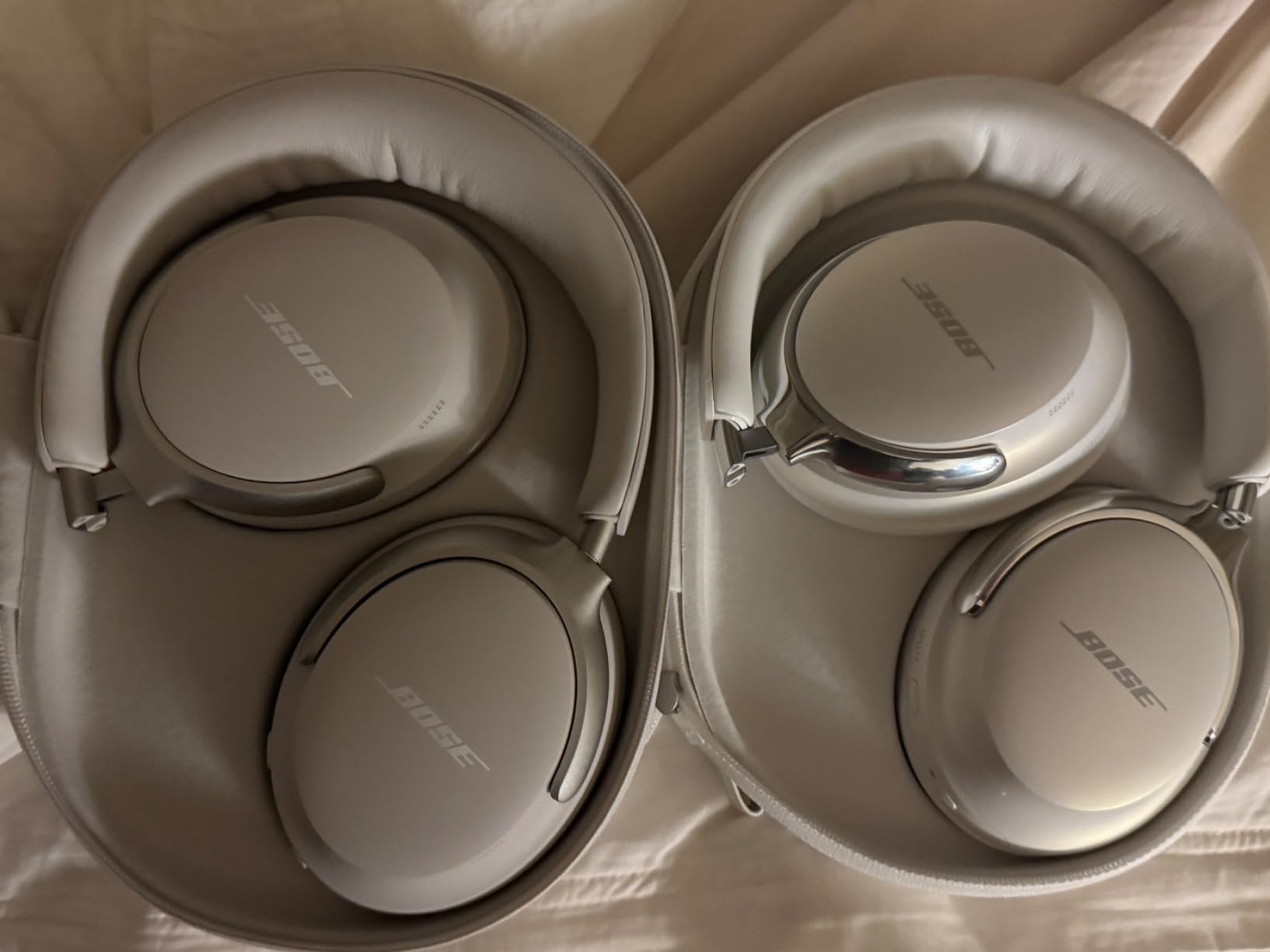 QuietComfort Ultra Bluetooth Headphones, Wireless Headphones with Spatial Audio, Over Ear Noise Cancelling with Mic, Up to 24 Hours of Playtime, Black customer photo 1