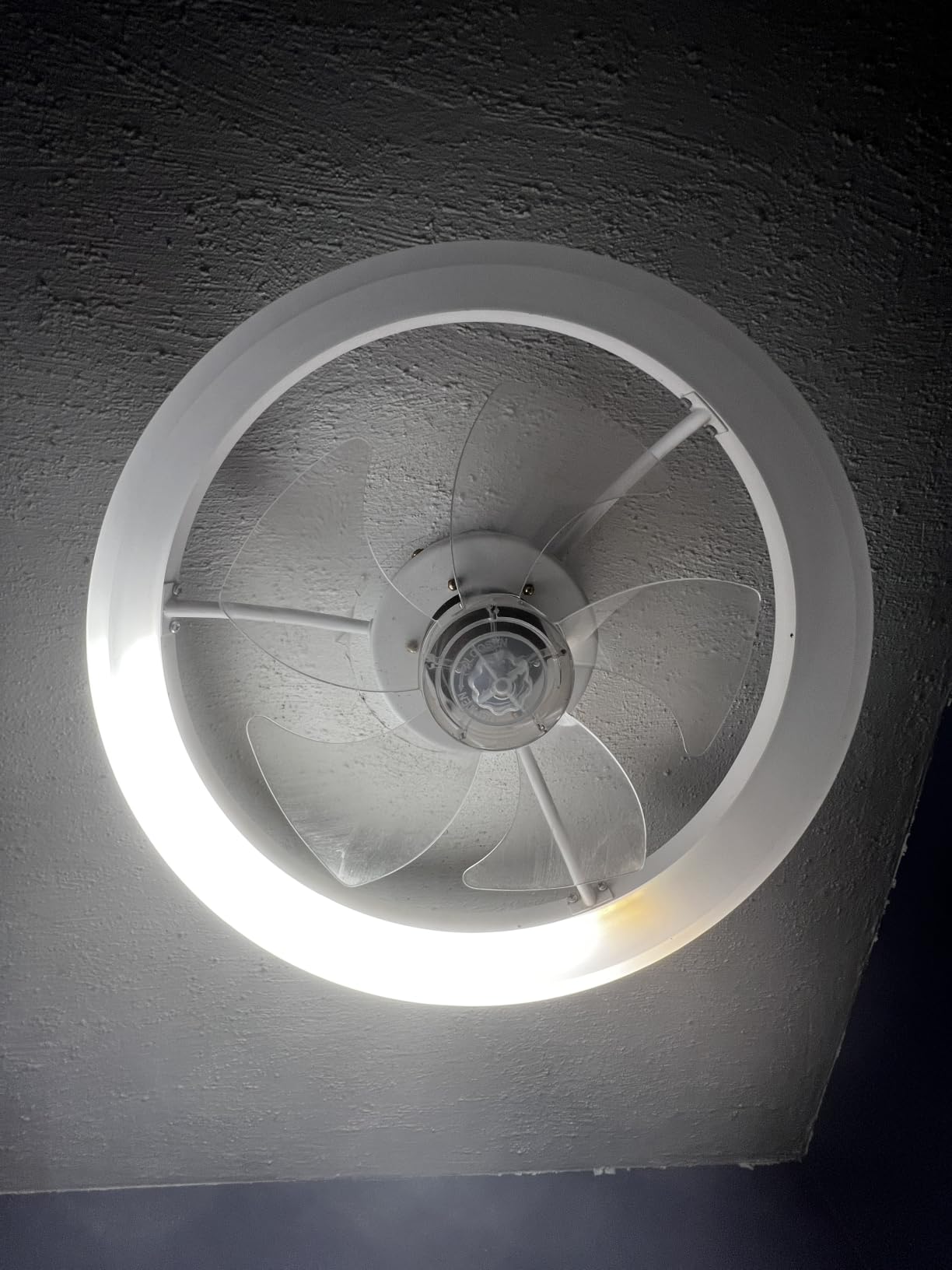 VOLISUN Low Profile Ceiling Fans with Lights and Remote, 19.7in Fandelier Ceiling Fan Flush Mount, 3000K-6500K Smart Bladeless LED Fan Light, Gold Modern Ceiling Fans with Lights for Bedroom customer photo 2