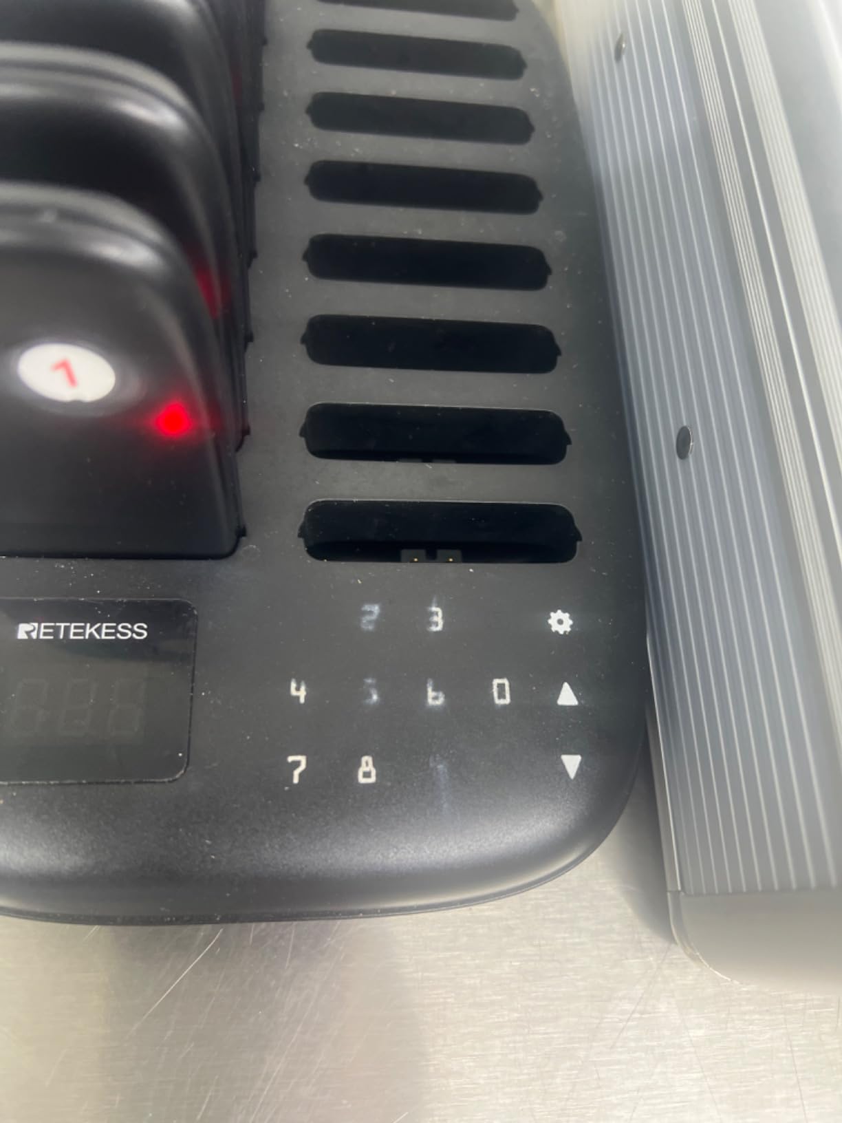 Retekess TD175P Restaurant Pager System, Buzzers for Restaurants, 30 Beepers customer photo 1
