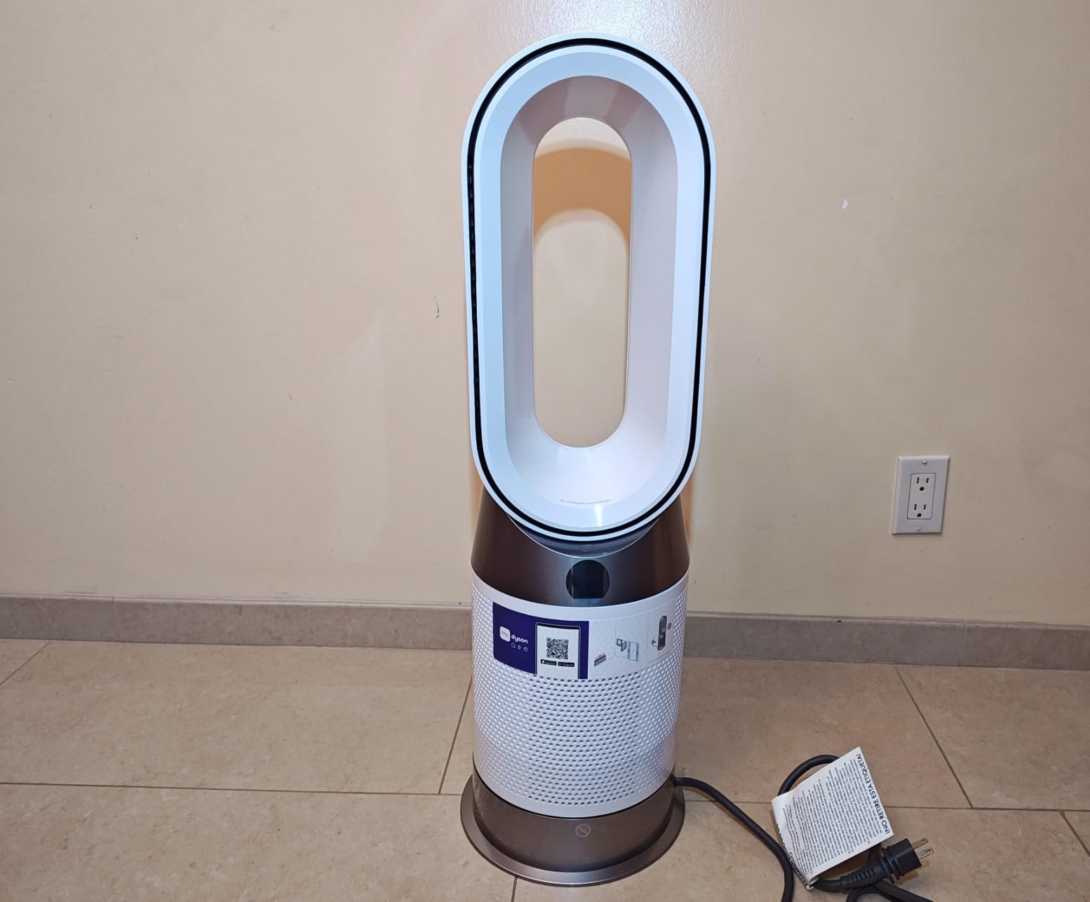 Dyson Purifier Hot+Cool Gen1 HP10 - HEPA Air Purifier, Fan & Heater, 350° Oscillation, 10 Levels, bladeless (White) customer photo 1