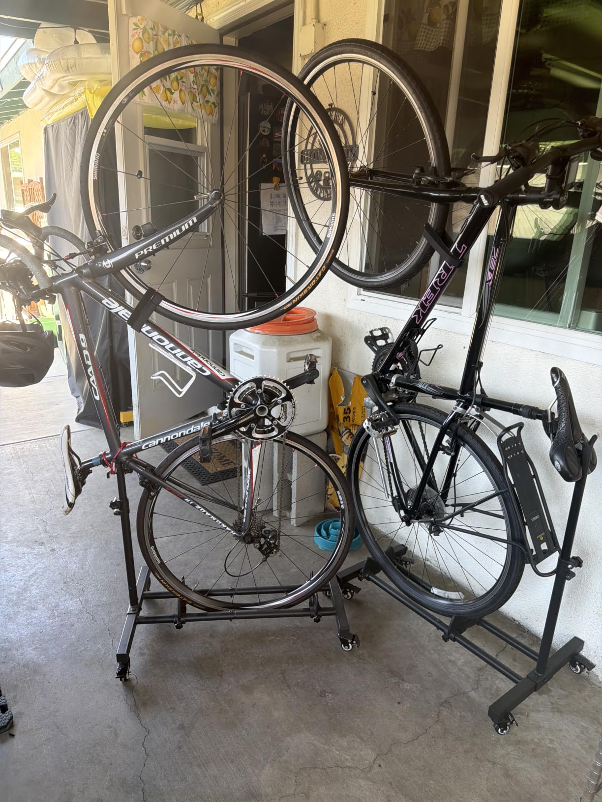 Vertical Bike Stand, Freestanding Bike Rack for Garage Storage, Upright Bicycle Floor Stand with Adjustable Height and 360° Rolling Wheels, Space Saving Indoor Bike Holder for 24