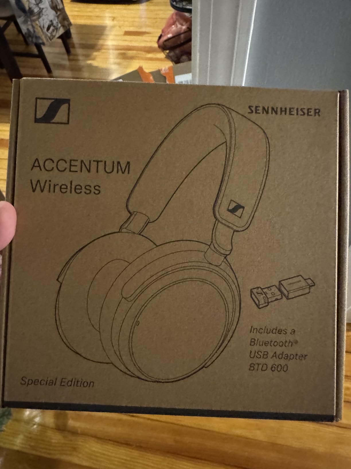 Sennheiser Accentum Wireless Bluetooth Headphones - Black customer photo 2
