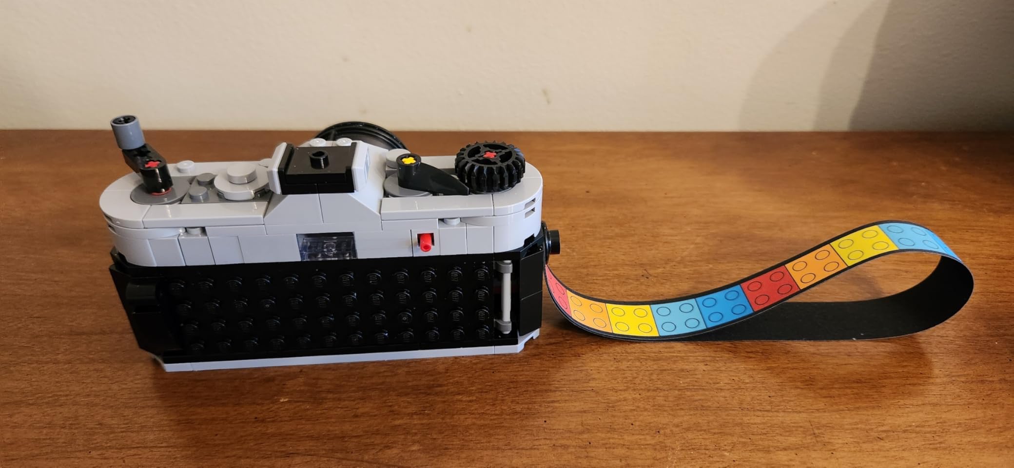 LEGO Creator 3 in 1 Retro Camera Toy, Transforms to Retro Video Camera or to TV Set, Photography Gift for Boys and Girls Ages 8 Years Old and Up Who Enjoy Creative Play, 31147 customer photo 1