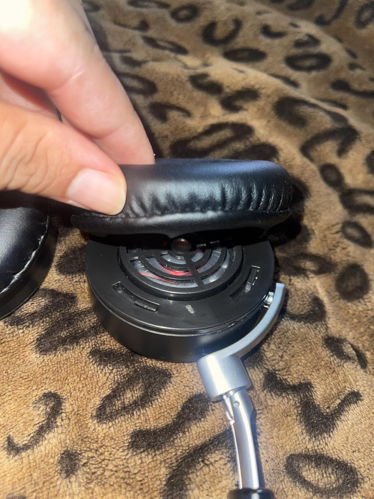 Puro Sound Labs-Kids Headphones, Volume-Limiting 85dB, JuniorJam Plus, Teal customer photo 1