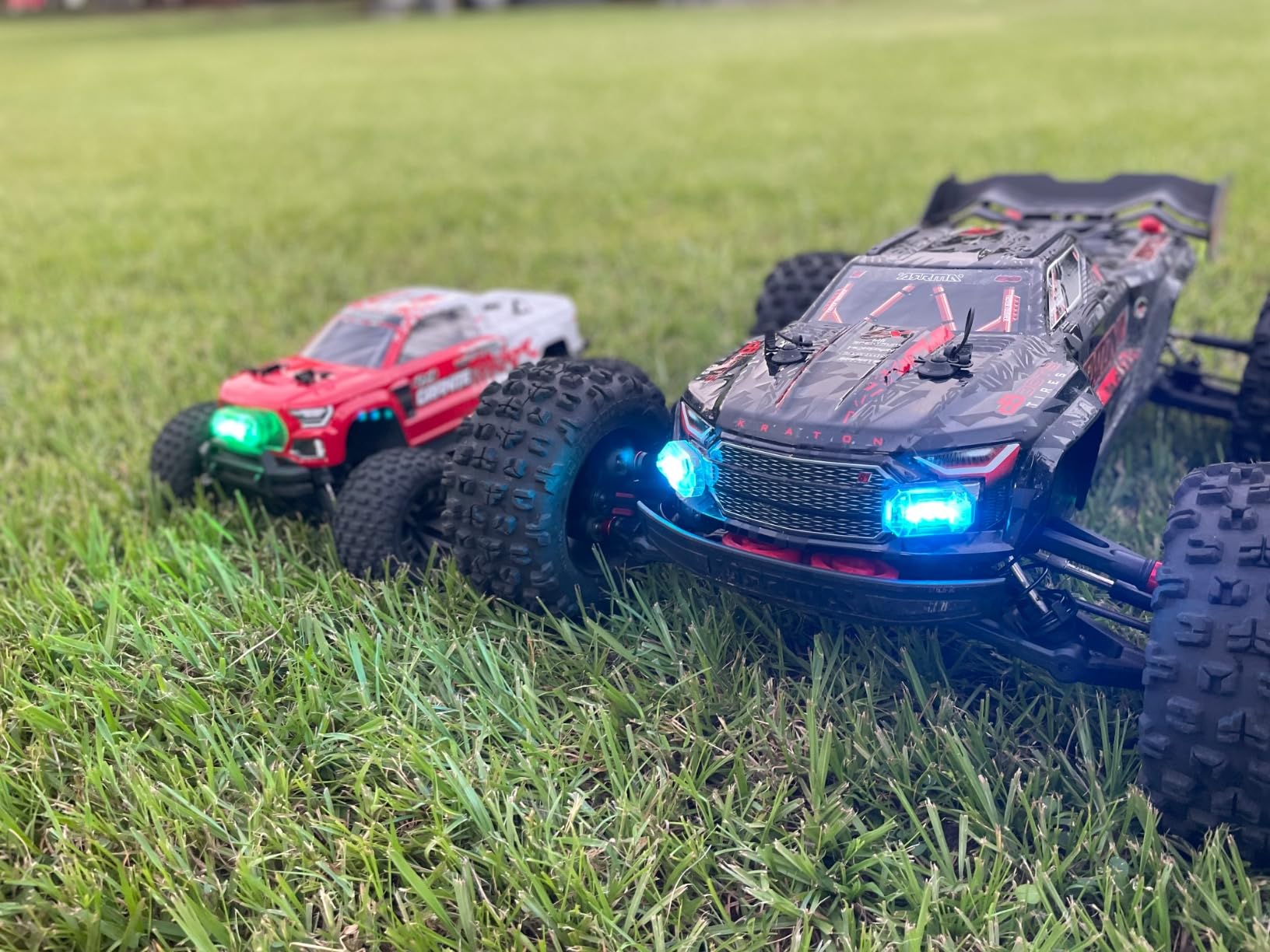 ARRMA RC Truck KRATON 4X4 8S BLX 1/5 Speed Monster Truck Black, RTR (Transmitter and Receiver Included, Batteries and Charger Not Included), ARA5808V2T1 customer photo 2
