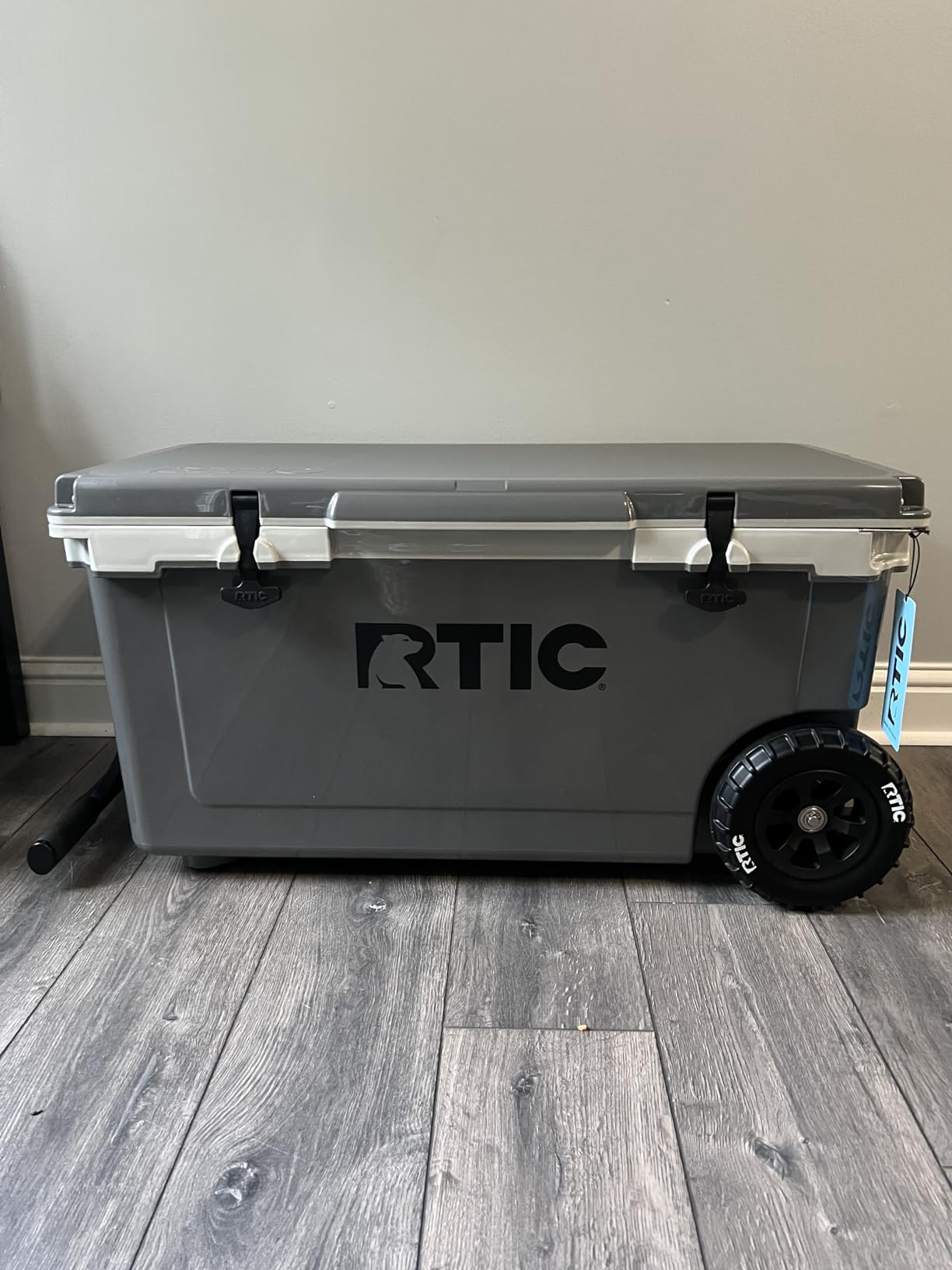 RTIC 72 QT Ultra-Light Wheeled Hard Cooler | Insulated, Ice Chest Box, Beach, Drink, Beverage, Camping, Picnic, Fishing, Barbecue, 30% Lighter Than Rotomolded customer photo 1