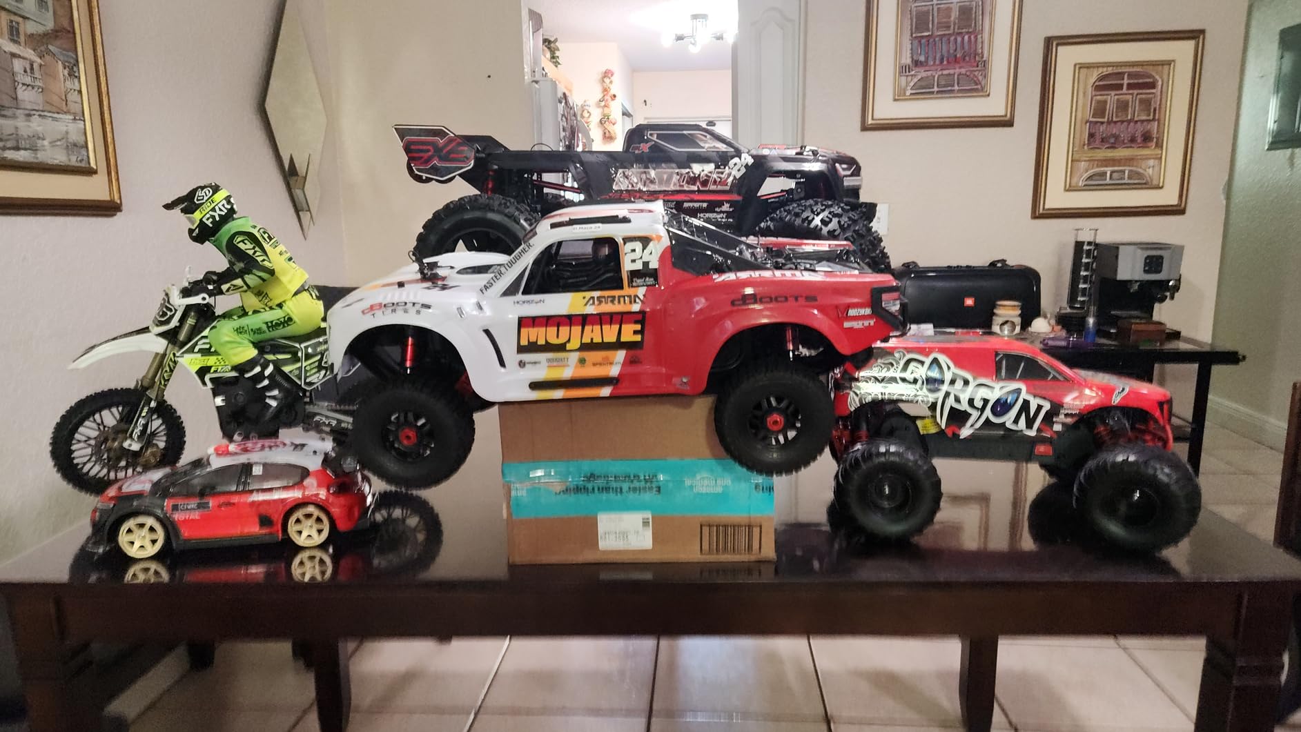 ARRMA Mojave RC Truck 4X4 4S BLX 1/8th Scale Desert Truck RTR (Battery and Charger Not Included), White/Red ARA4404T1 customer photo 1