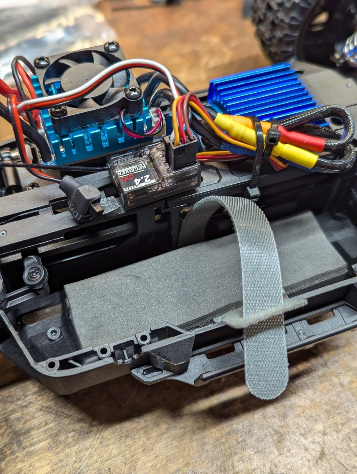 HAIBOXING 2997A 1/12 Brushless RC Cars, Fast RC Enthusiast Grade Max 45 Mph customer photo 2