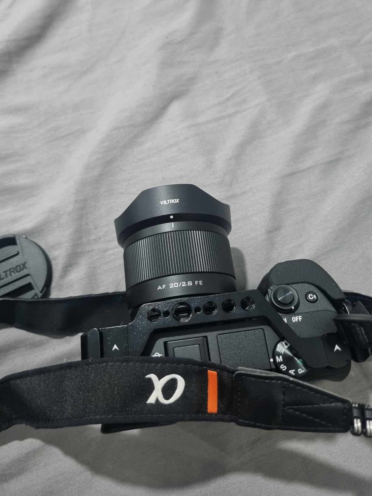 20mm f/2.8 FE Wide Angle Lens for Sony E Mount customer photo 2