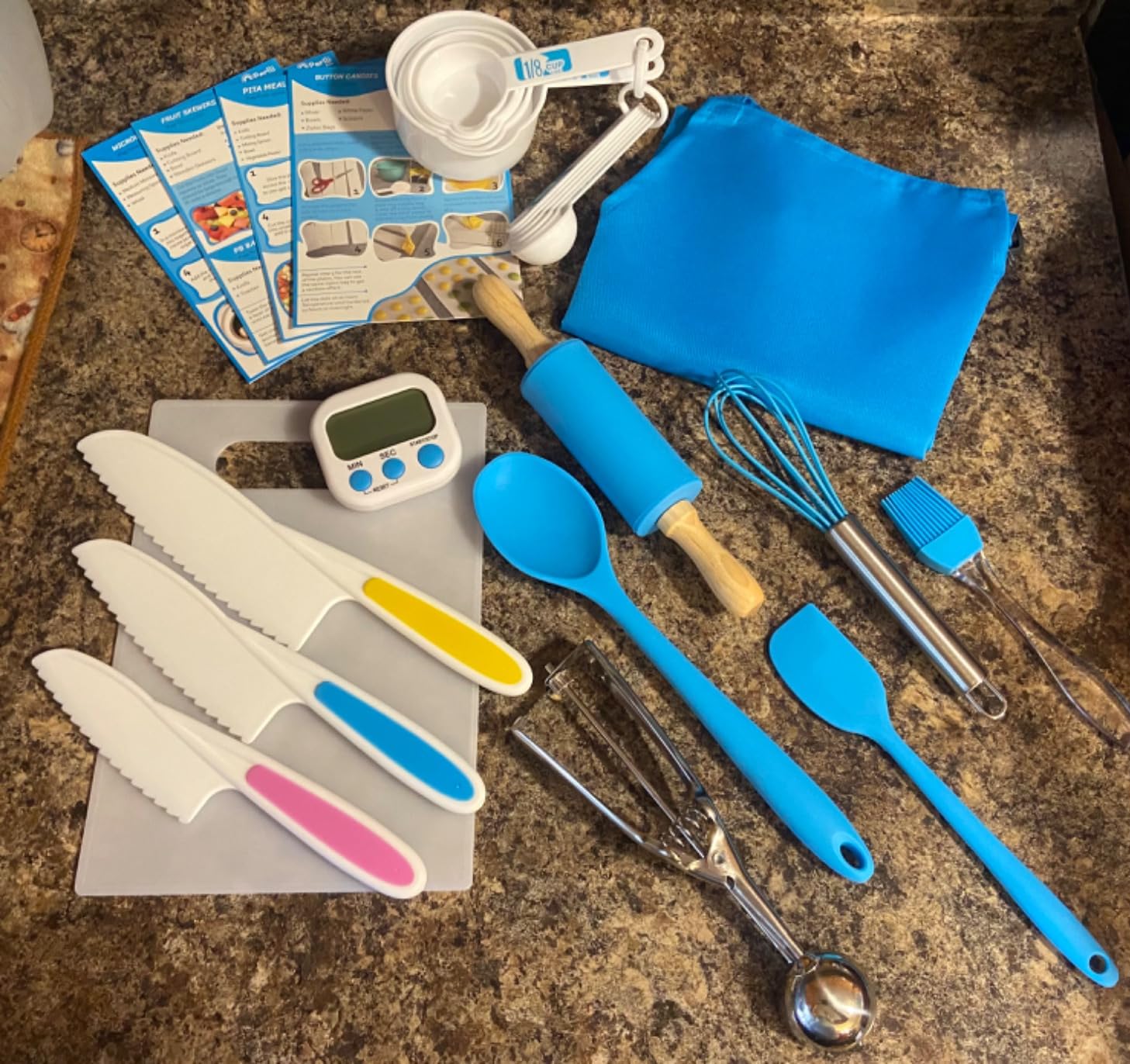 PERLLI Kids Real Cooking and Baking Supplies Gift Set with Case (Blue) | 31 Piece Montessori Junior Chef Kitchen Set with Toddler Utensils, Kids Knife Set for Fine Motor Skills for Children Ages 6+ customer photo 1