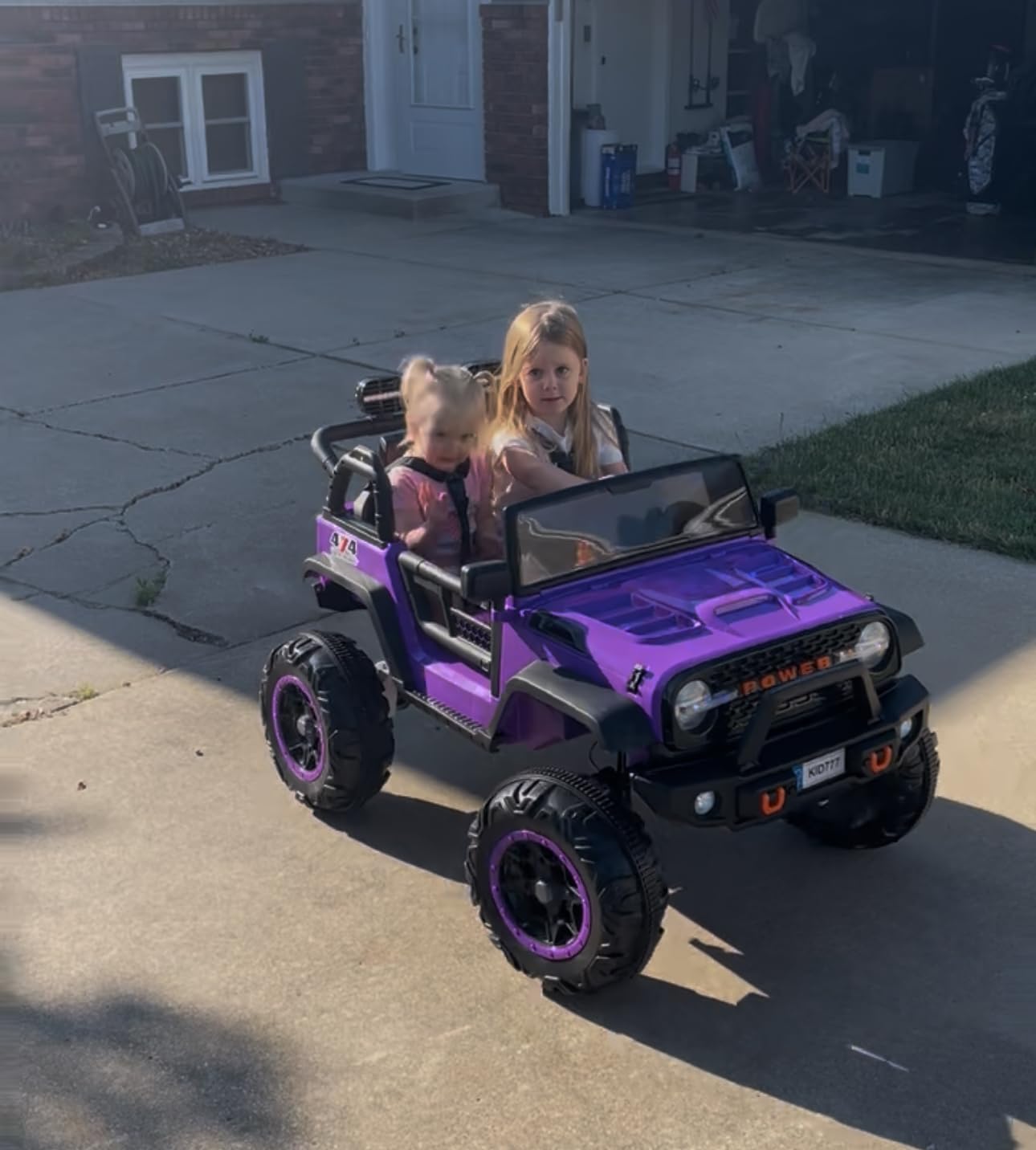 Hikole 24V Ride On Toys for Big Kids w/Remote Control, 2 Seater, 4WD, Pink customer photo 1