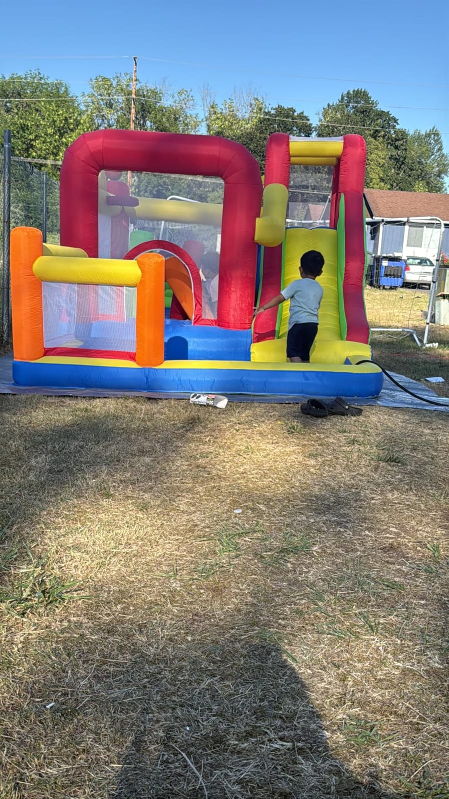Hongcoral Bounce House, Inflatable Bounce Castle with Blower for Kids, Blow Up Jumping Bouncer with Slide, Climbing Wall, Obstacles, Trampoline, Ball Pit Pool for Indoor Outdoor customer photo 1