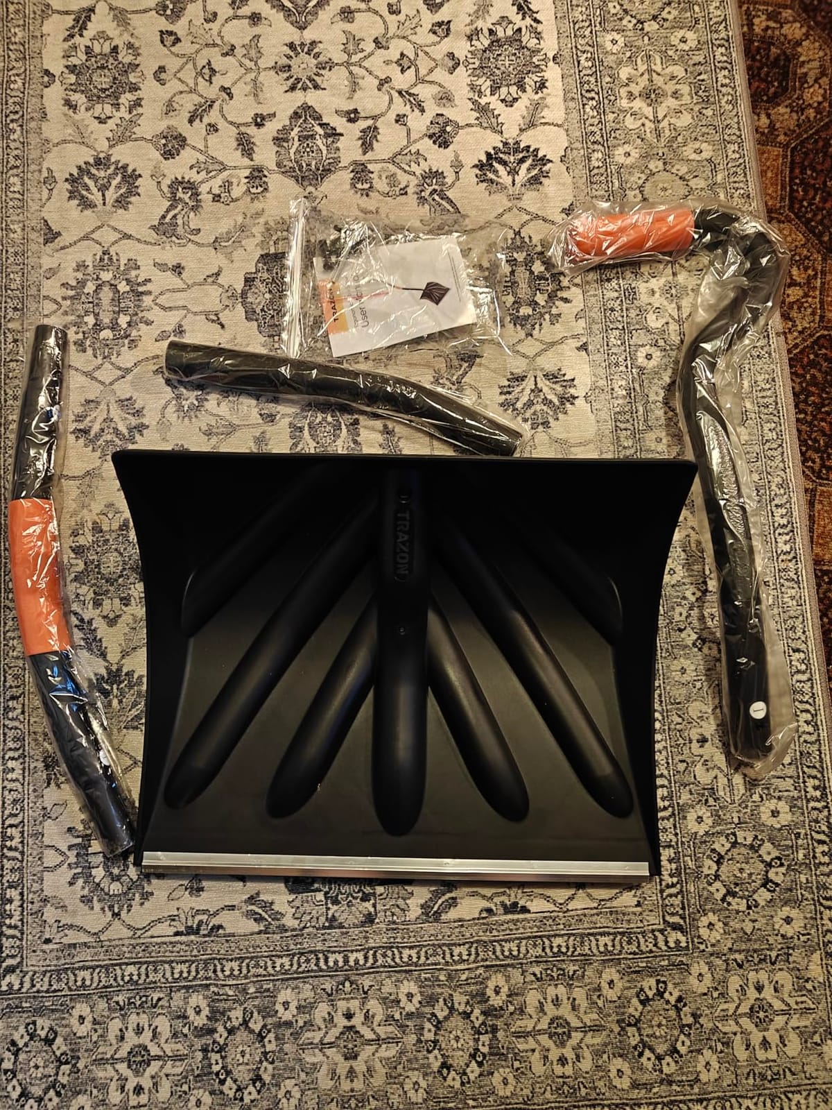 Snow Shovel Heavy Duty for Driveway with Ergonomic Handle to Use Without Backpain for Home Garage Car - Snow Shovel with 18 Inch Blade Large Capacity and 58 Inch Long Ergonomic Handle (Black) customer photo 1
