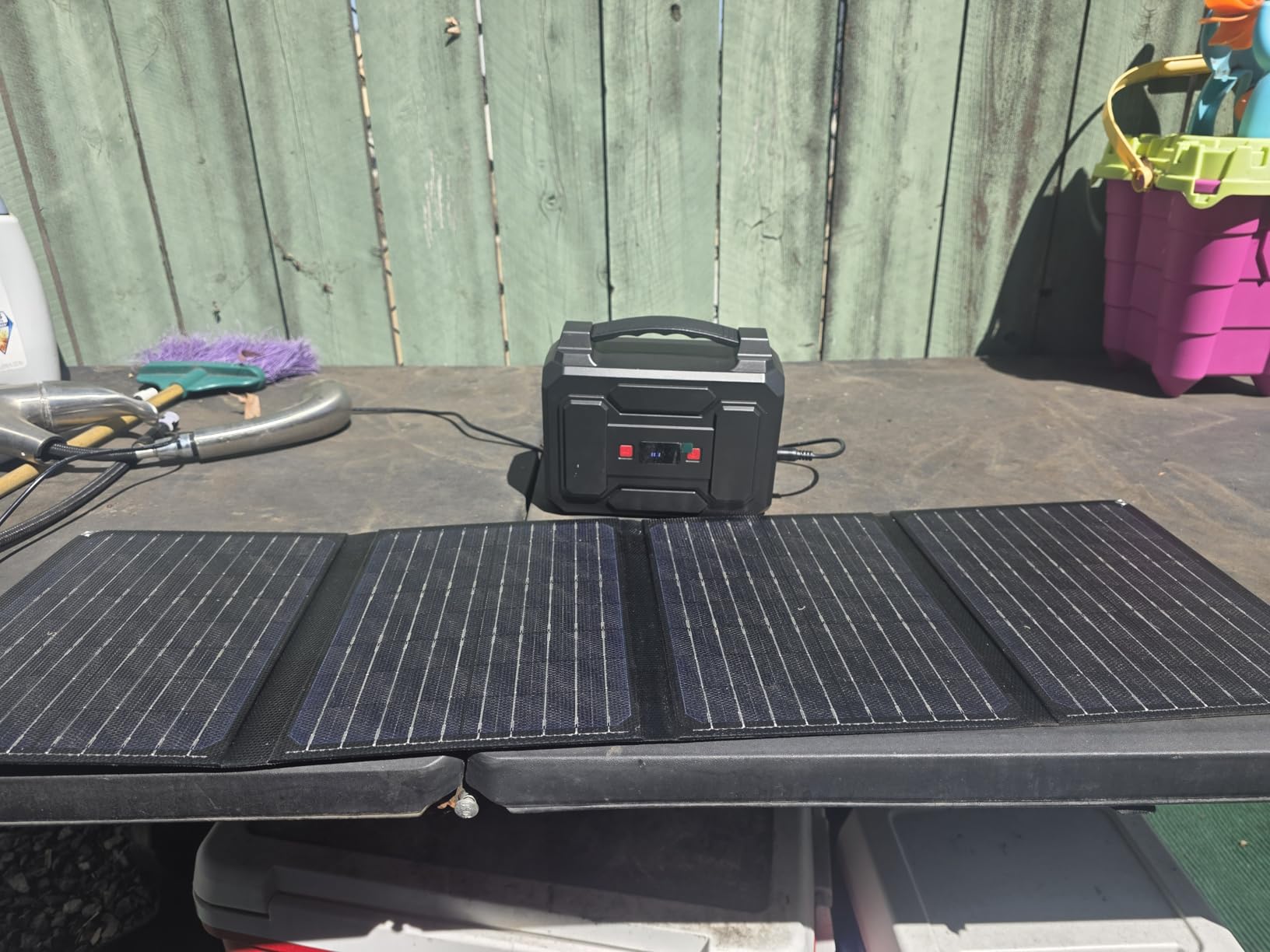 Portable Power Station, 146Wh 100W Solar Powered Power Bank with AC Outlet customer photo 2