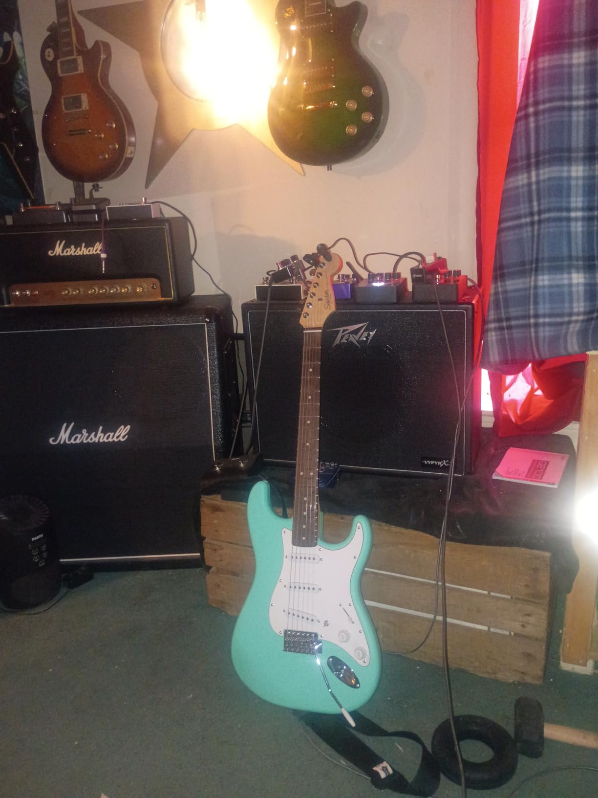 Fender Squier Stratocaster Beginner Electric Guitar, Matte Black customer photo 2