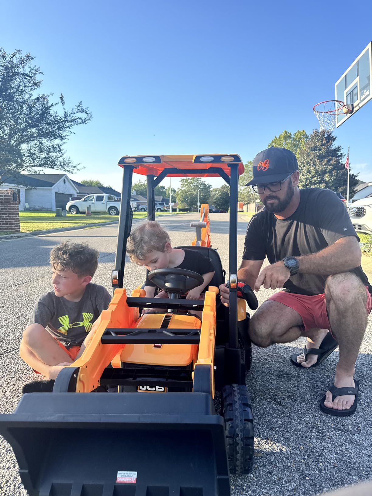 ENYOPRO 12V Ride on Excavator Toy, Licensed JCB 3CX Electric Backhoe Loader Car for Kids, Ride on Digger, Bulldozer & Construction Vehicles w/Remote Control, Moving Parts, Adjustable Seat, Soft Start customer photo 1