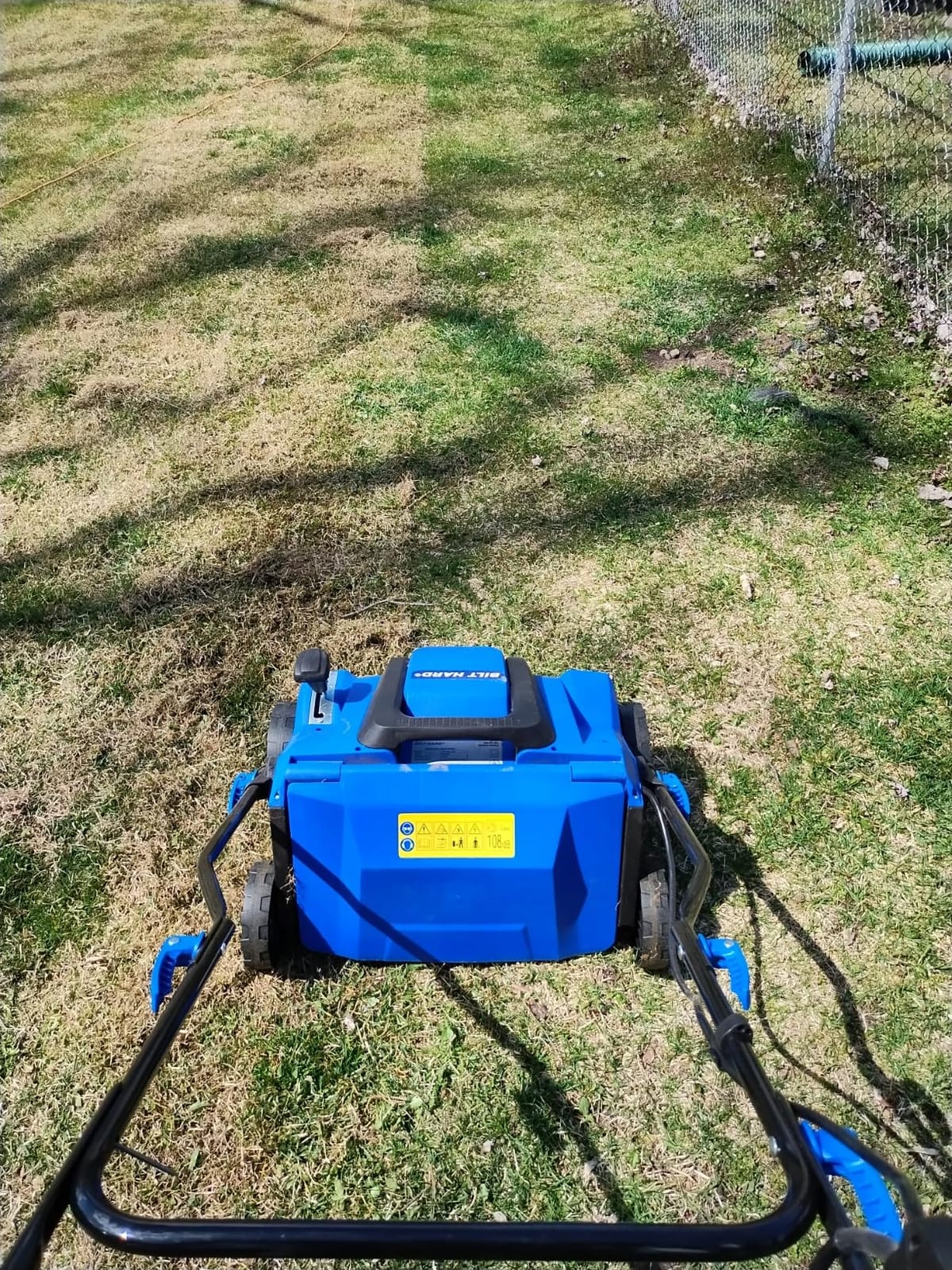 BILT HARD 16 Inch Dethatcher Scarifier Electric Powered, 15 Amp Copper Motor, 5-Position Depth Adjustment, 14.5 gal Thatch Bag, 2 in 1 Walk Behind Thatch Removing Machine for Lawn customer photo 2