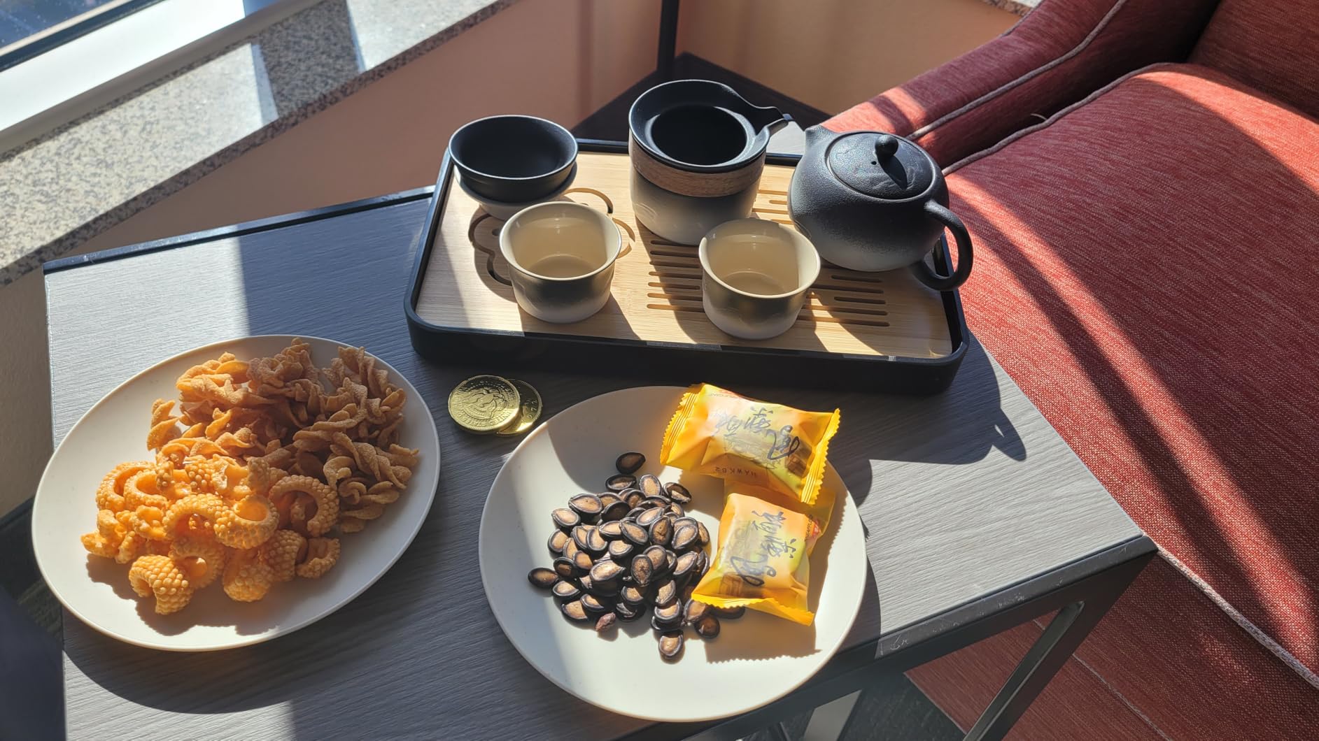 LURRIER Gongfu tea sets, Portable Ceramic TeaSet, Asian Tea sets for adult, Tea Gift sets, Grey leather case, Portable Travel Bag,Home,Gifting,Outdoor and Office(White Jade Thouand Mile and Mountain) customer photo 2