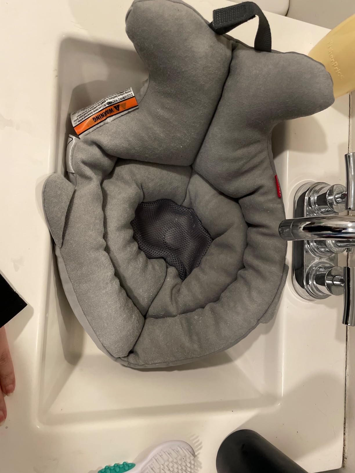 Skip Hop Moby Soft Sink Baby Bath Tub, Grey - 3-Stage Convertible Baby Bathtub with Mesh Sling customer photo 1