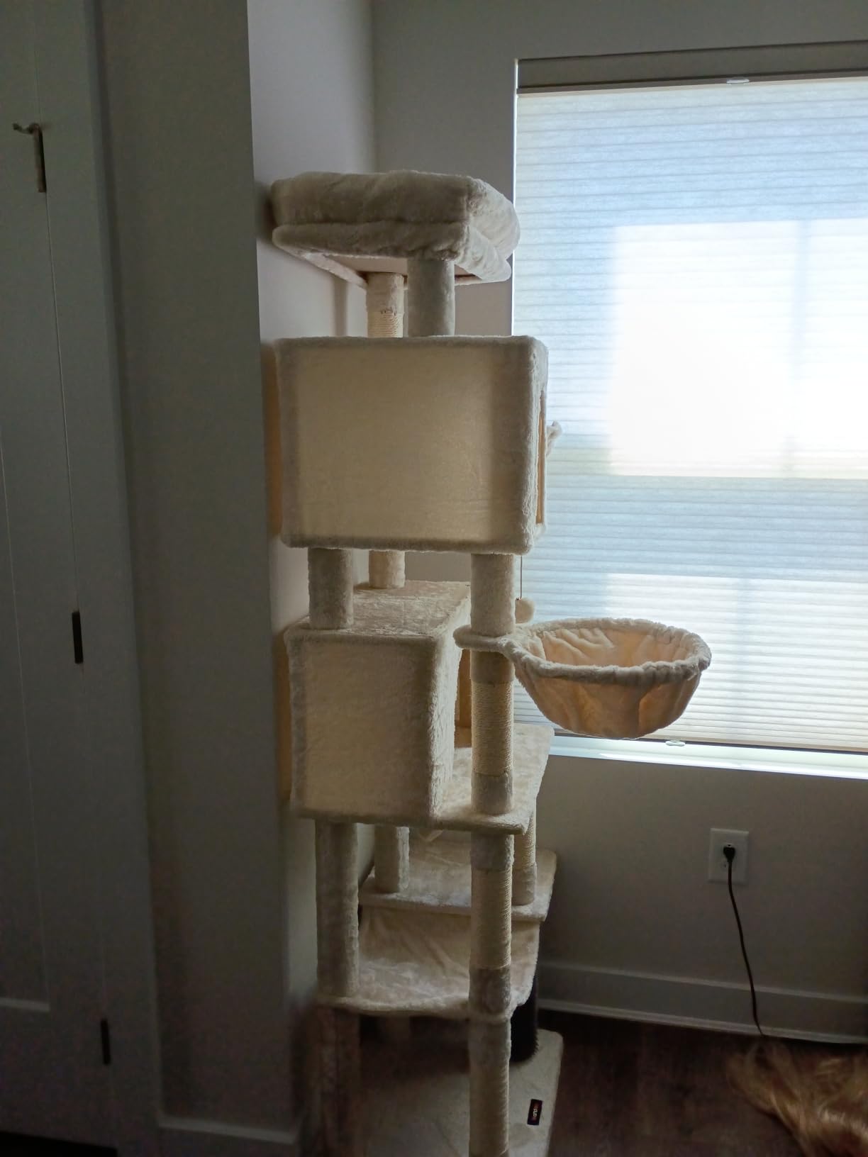 Feandrea Cat Tree, 69-in Large Cat Tower, Multi-Level Condo, Dove Gray | for Adult Cats Indoor, with 5 Scratching Posts, 2 Baskets, 2 Caves, Perch, Self-Groomer, Hammock, Toy Ball, Easy to Assemble customer photo 1