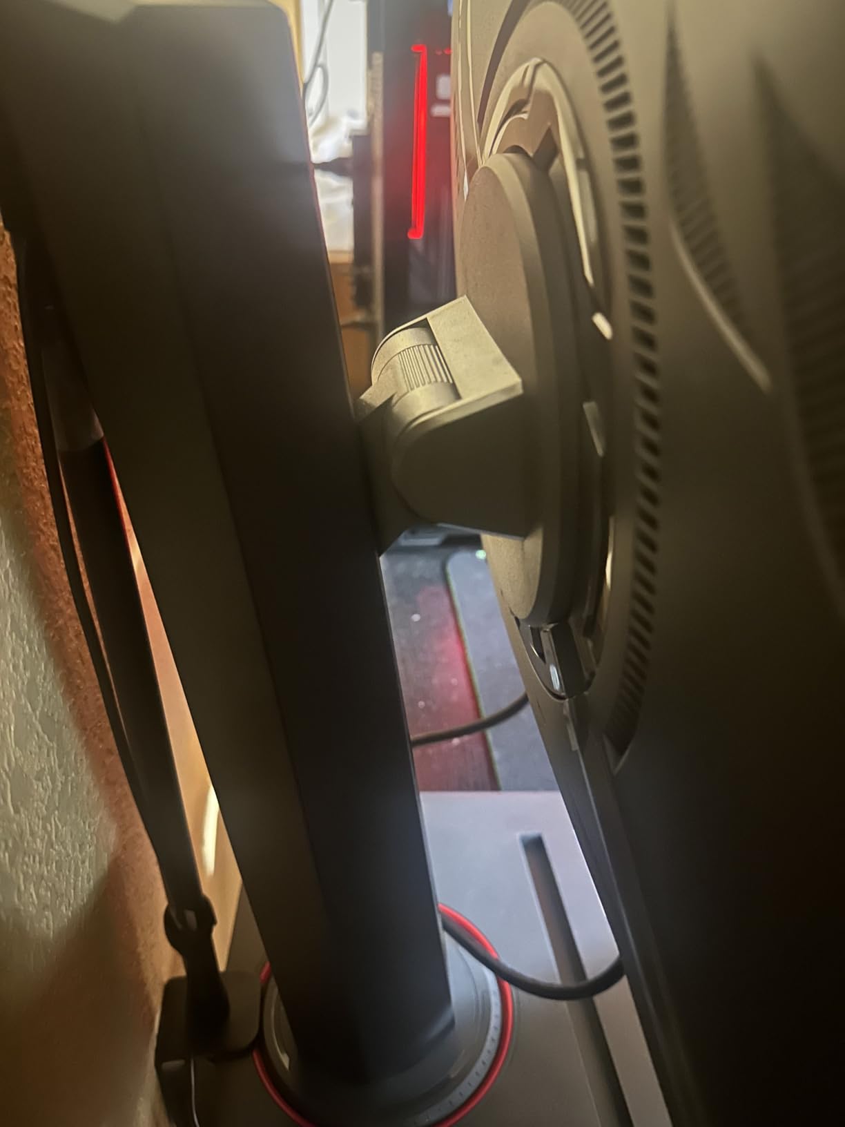 ASUS ROG XG27ACS 27 Inch 1440p 180Hz USB-C G-SYNC HDR Gaming Monitor customer photo 1